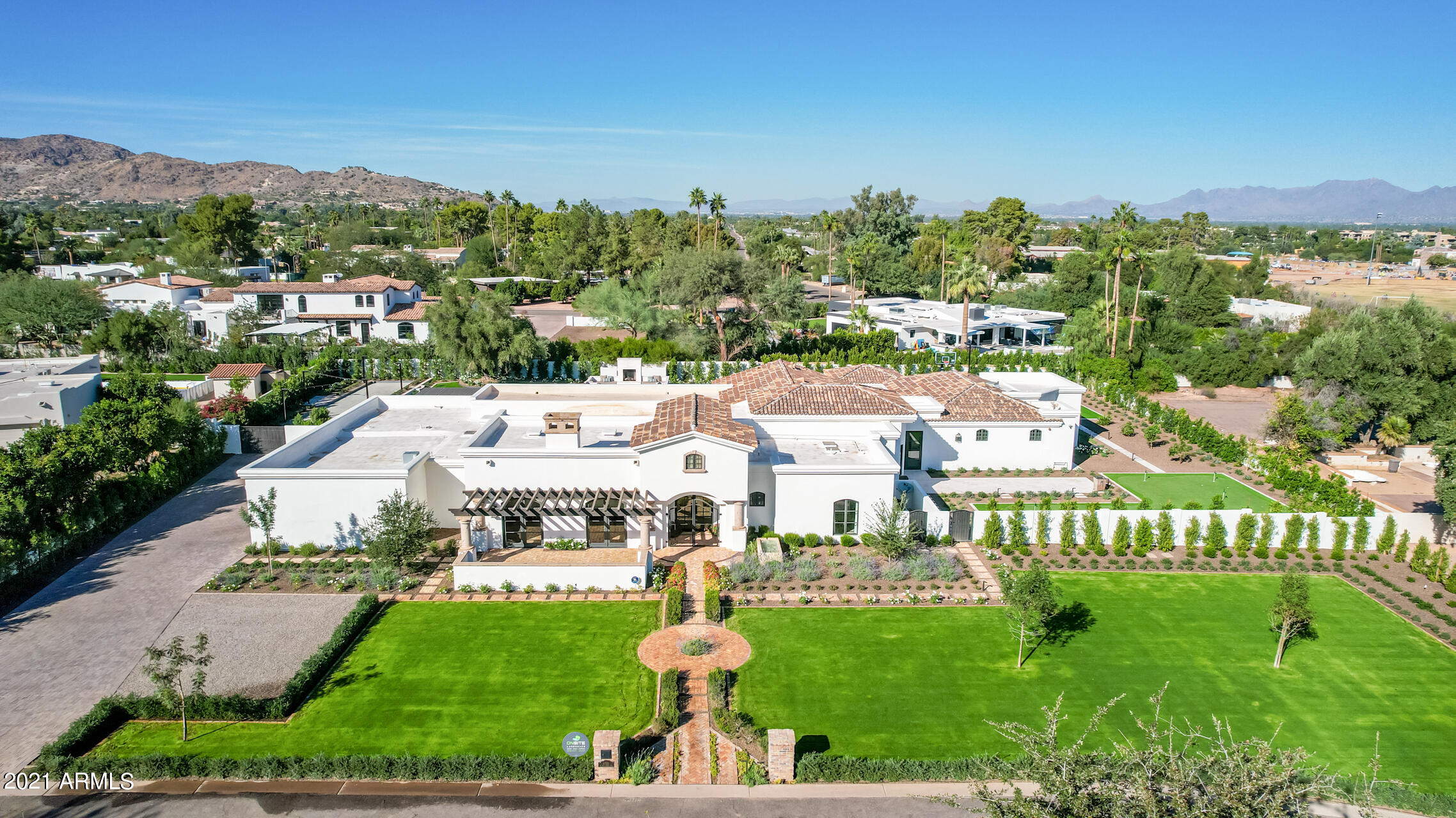 TIERRA DEL PARAISO - Residential
