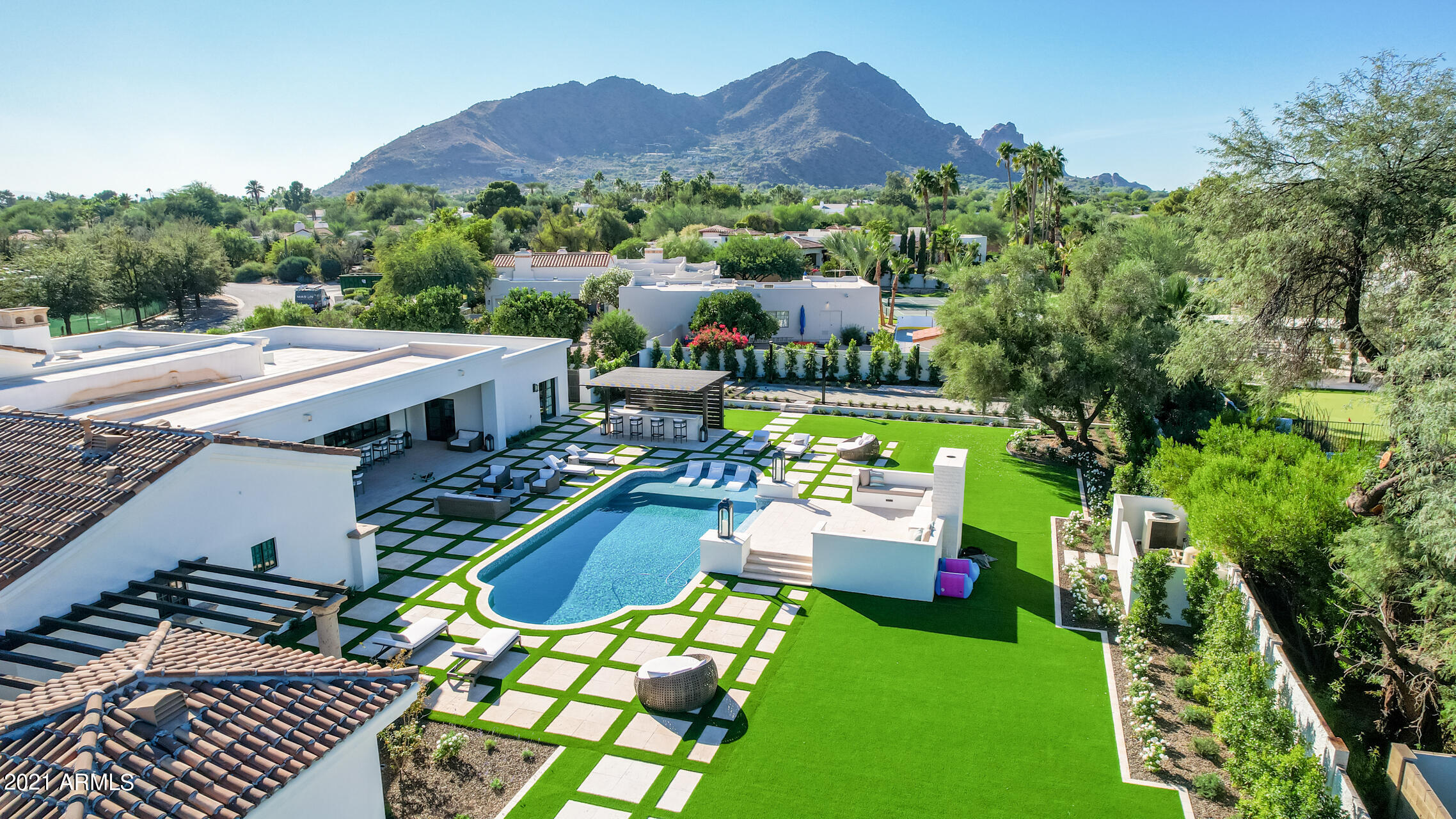 TIERRA DEL PARAISO - Residential