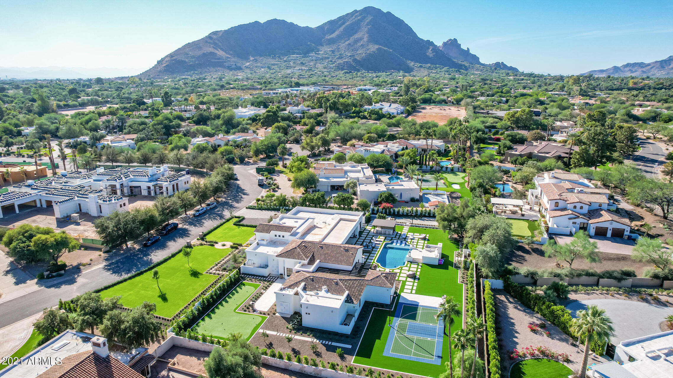 TIERRA DEL PARAISO - Residential