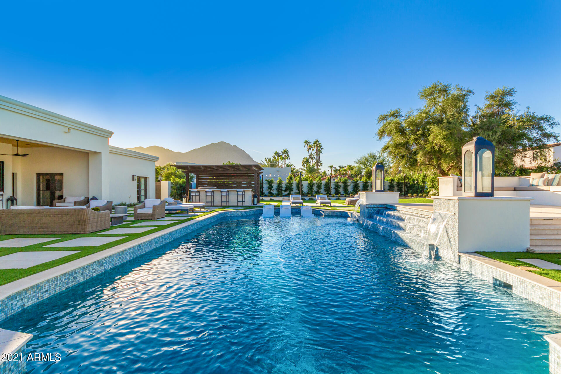 TIERRA DEL PARAISO - Residential