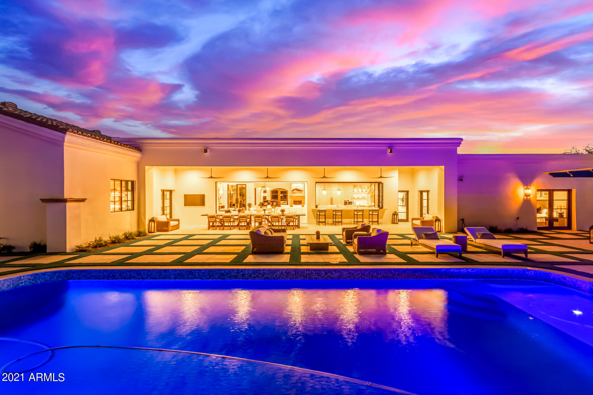 TIERRA DEL PARAISO - Residential