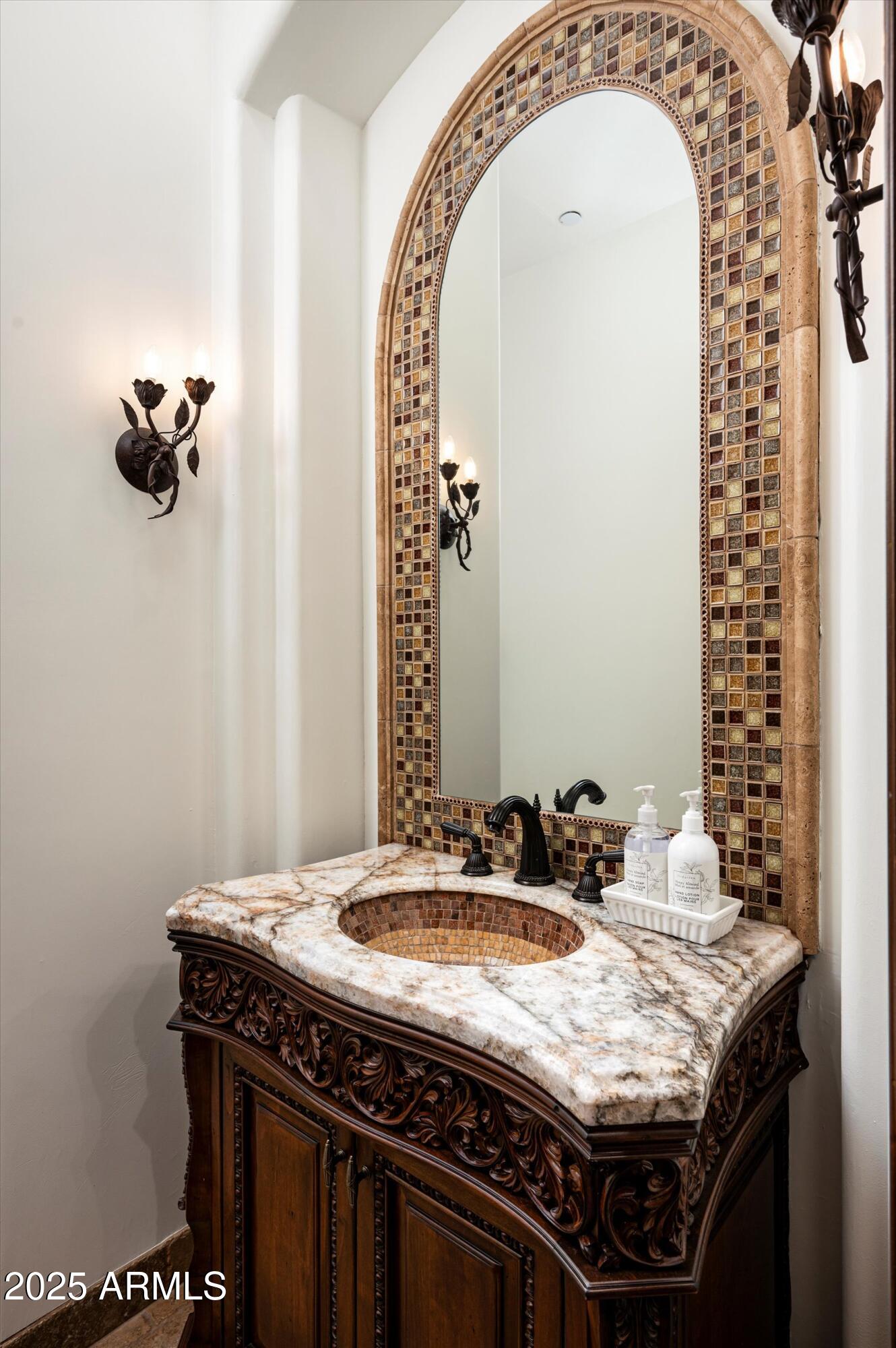 DESERT MOUNTAIN PHASE 2 UNIT 18 - Residential