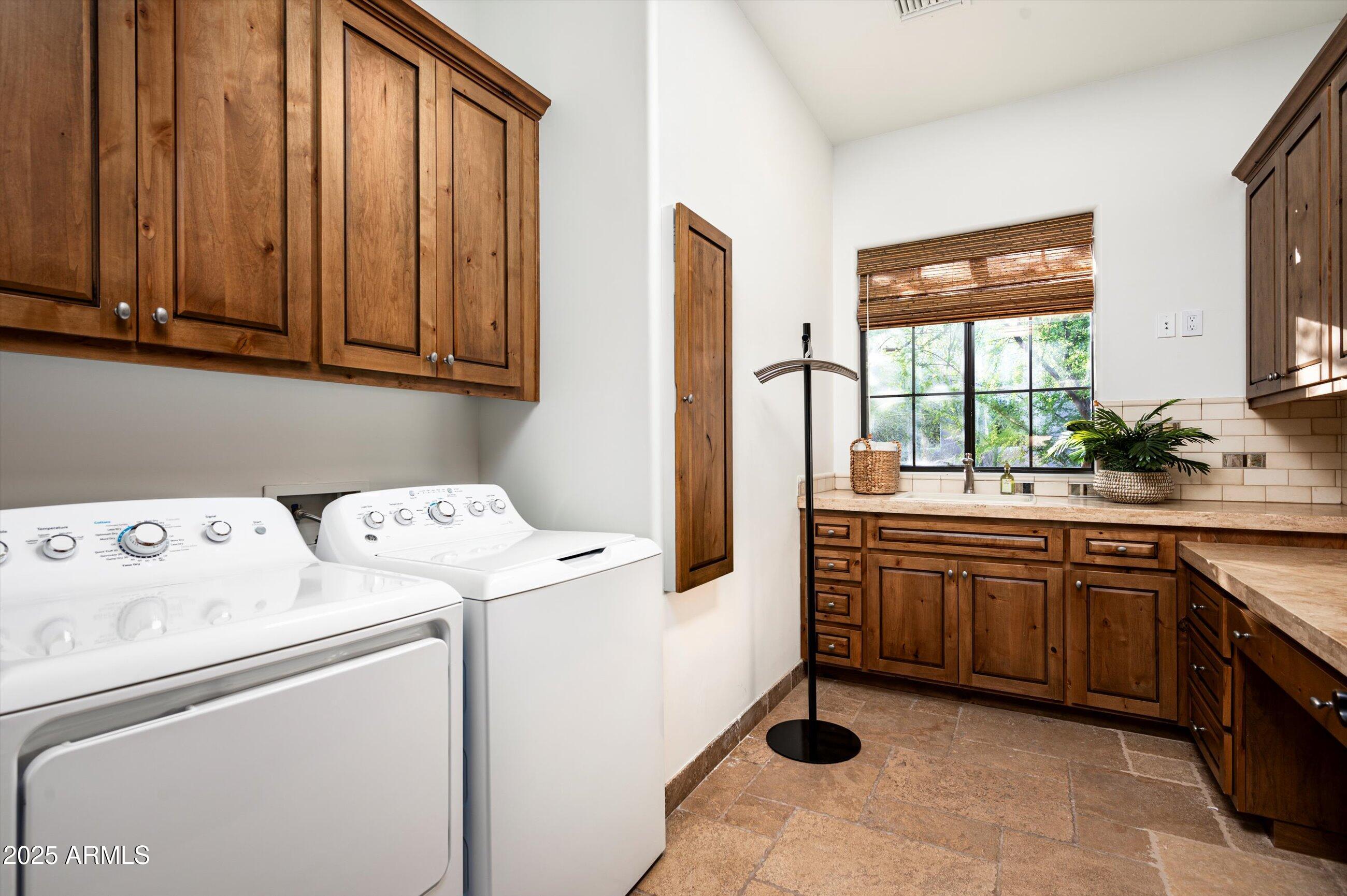 DESERT MOUNTAIN PHASE 2 UNIT 18 - Residential