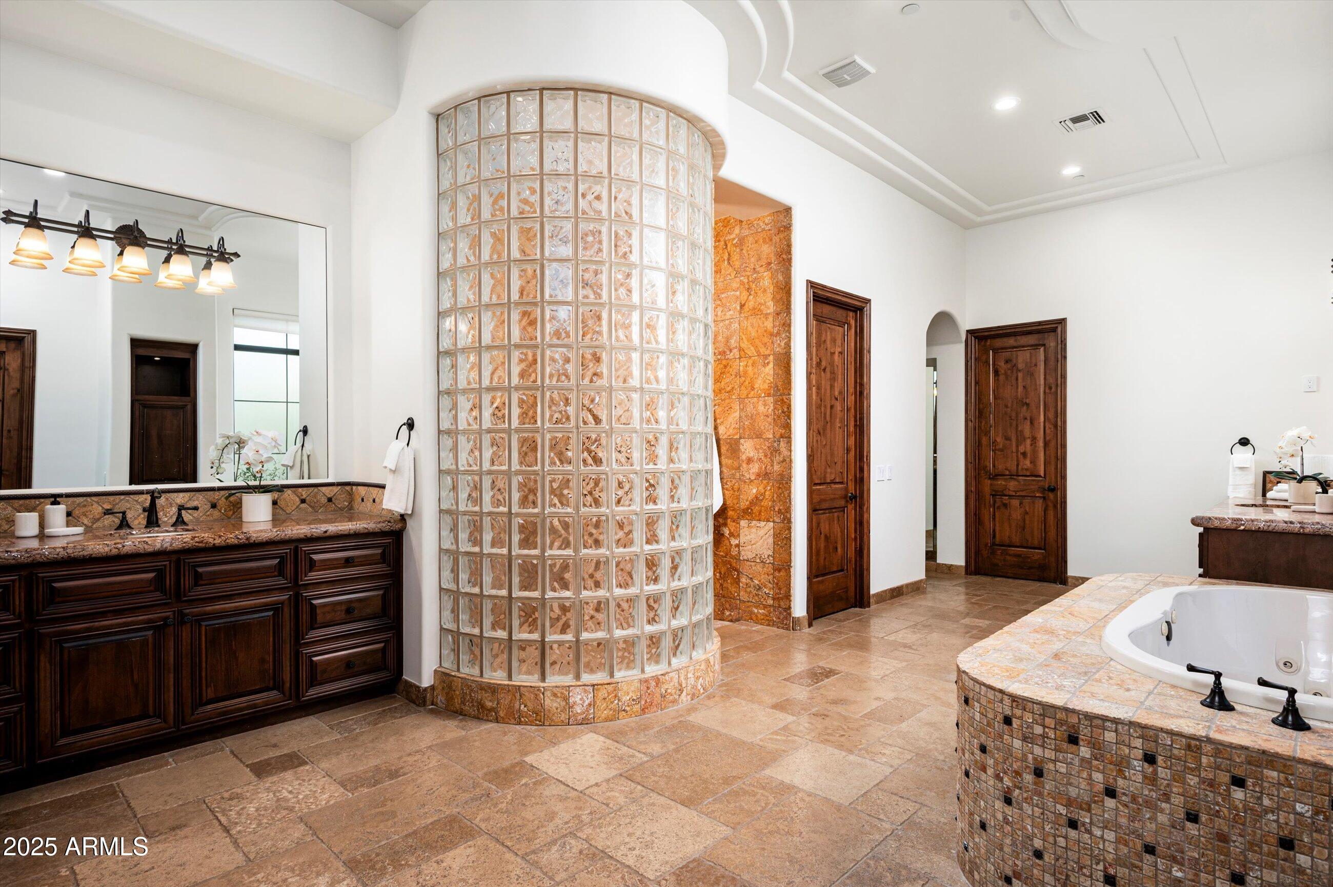 DESERT MOUNTAIN PHASE 2 UNIT 18 - Residential