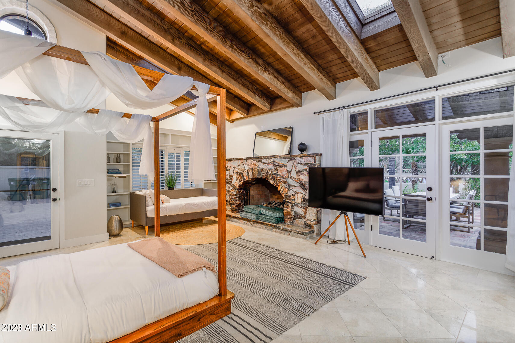 KIMBERLY ACRES - Residential