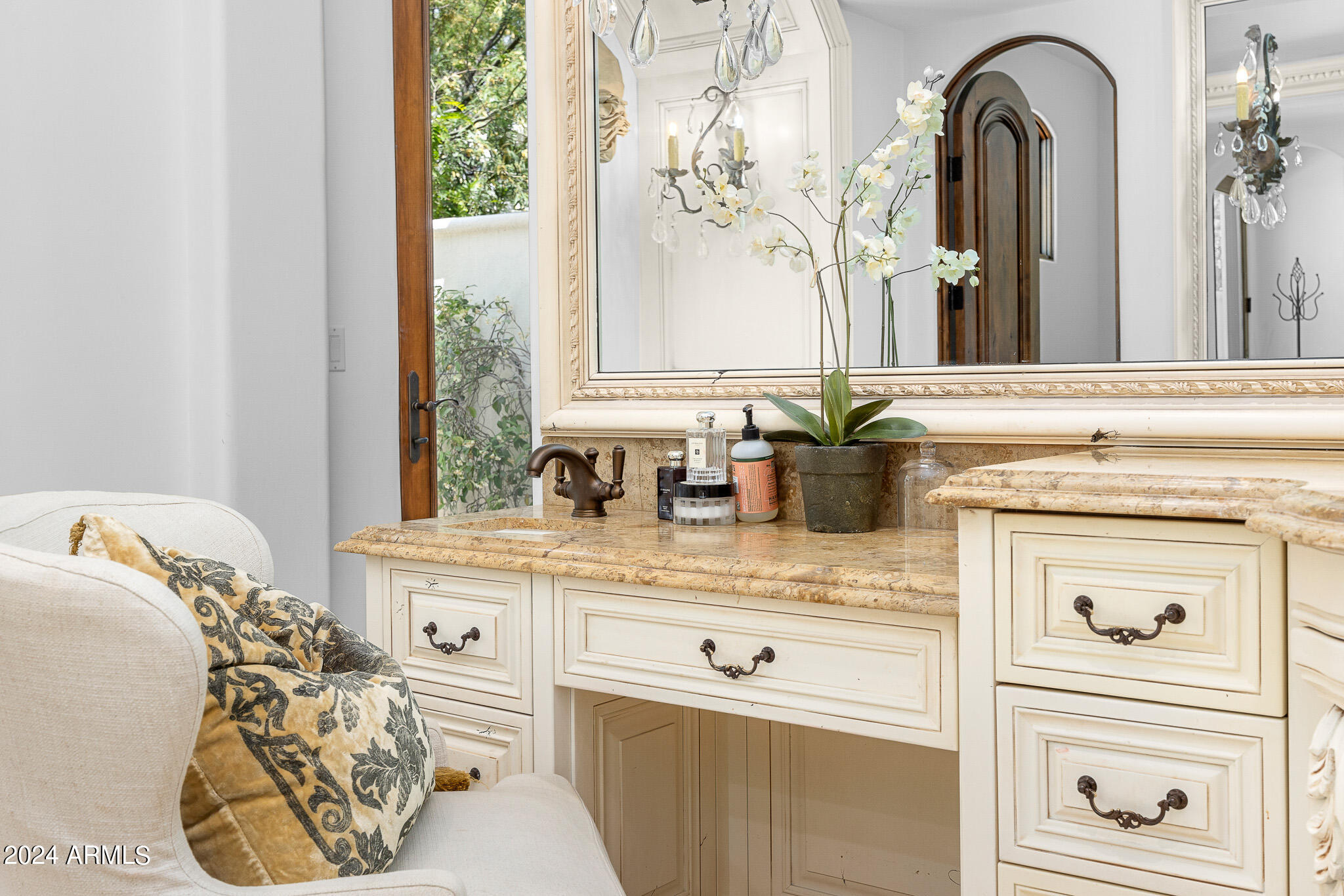 GARY ESTATES - Residential