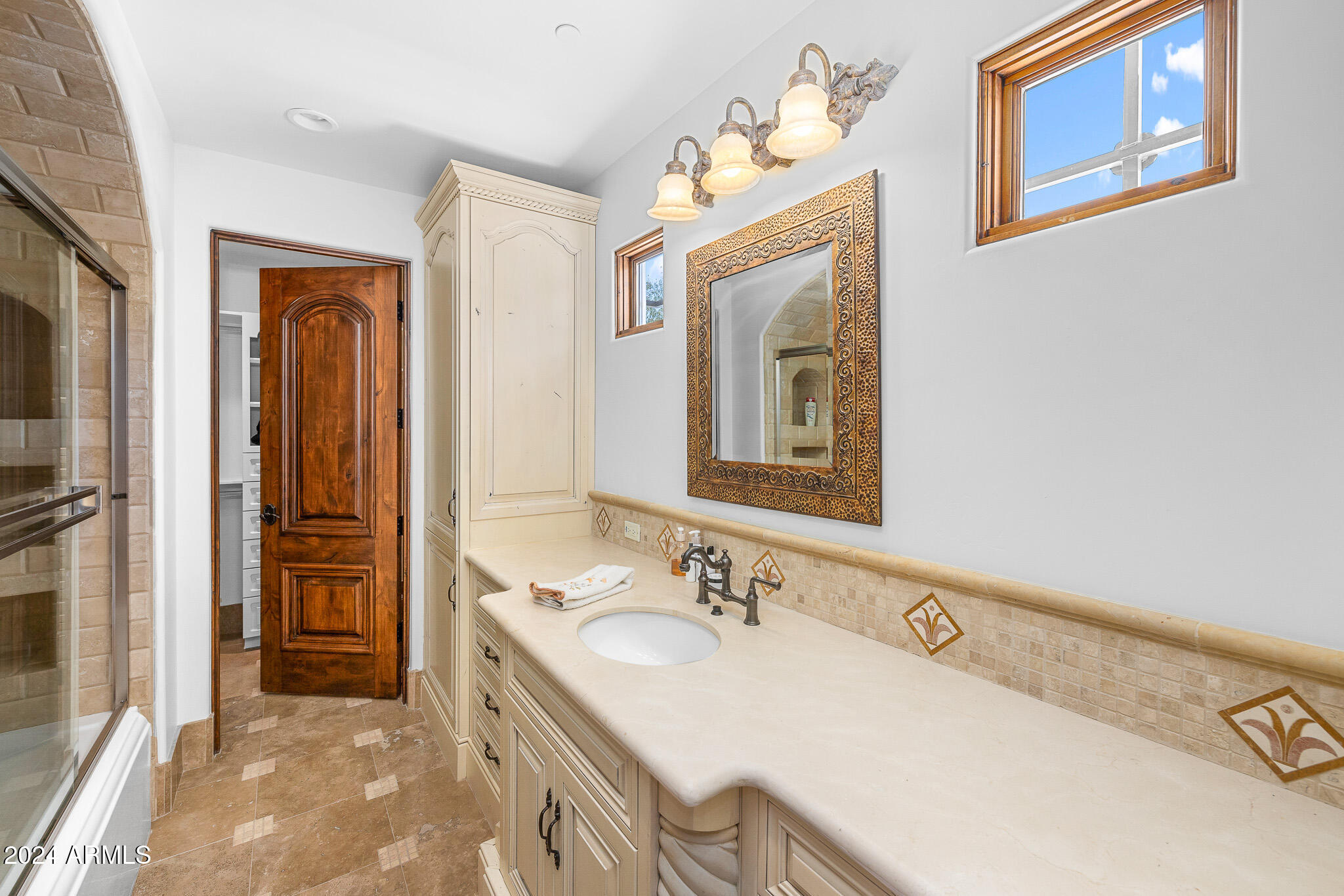 GARY ESTATES - Residential
