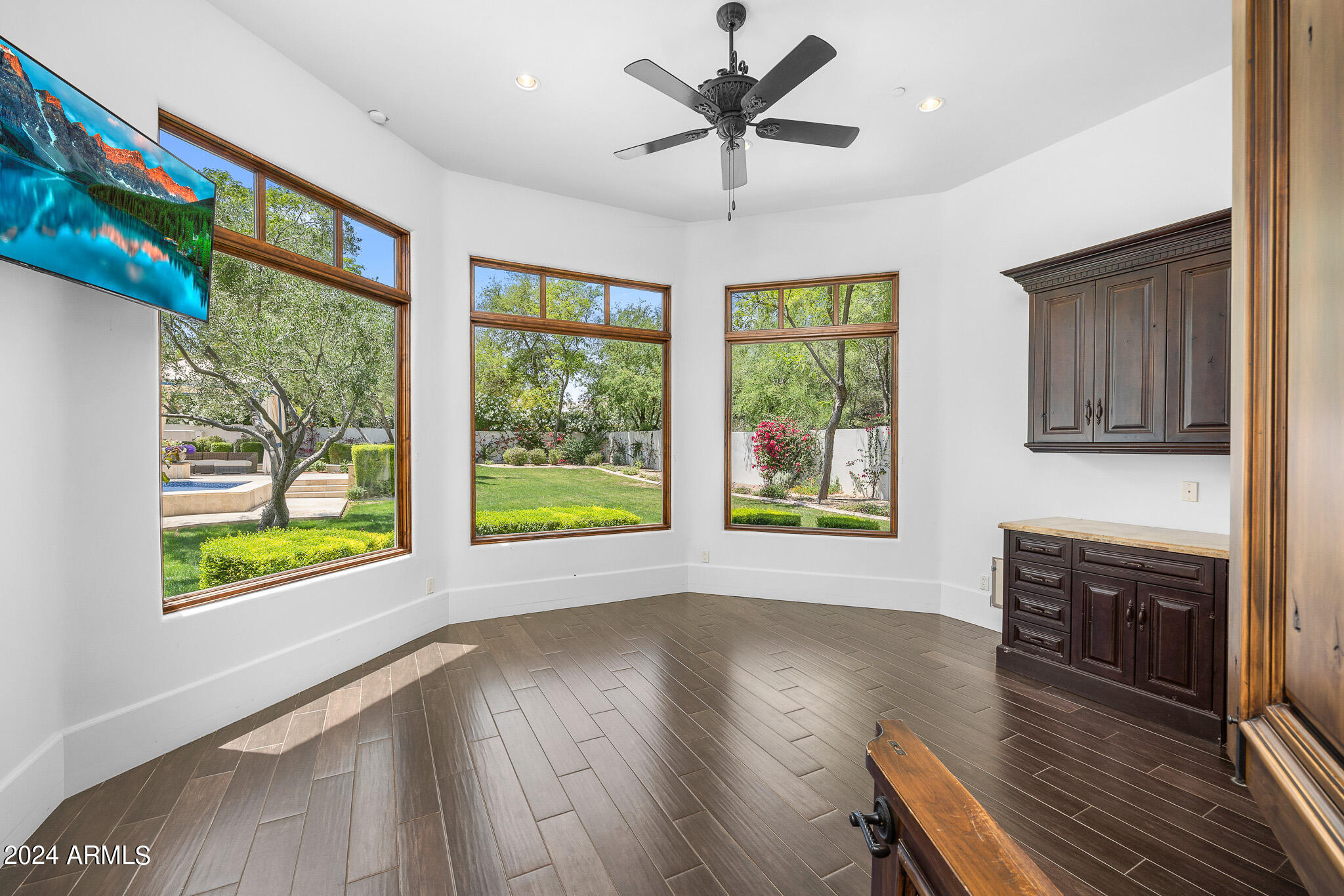 GARY ESTATES - Residential