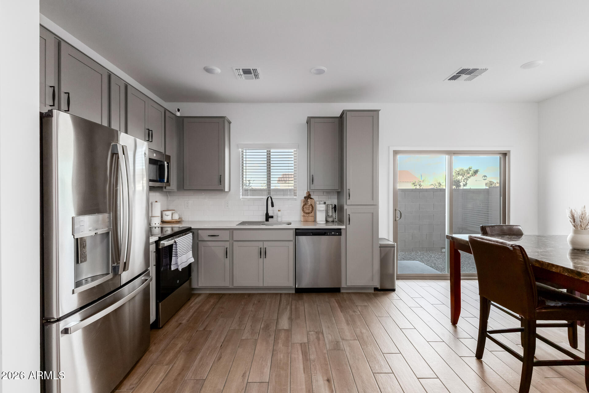 LAVEEN PLACE - Residential