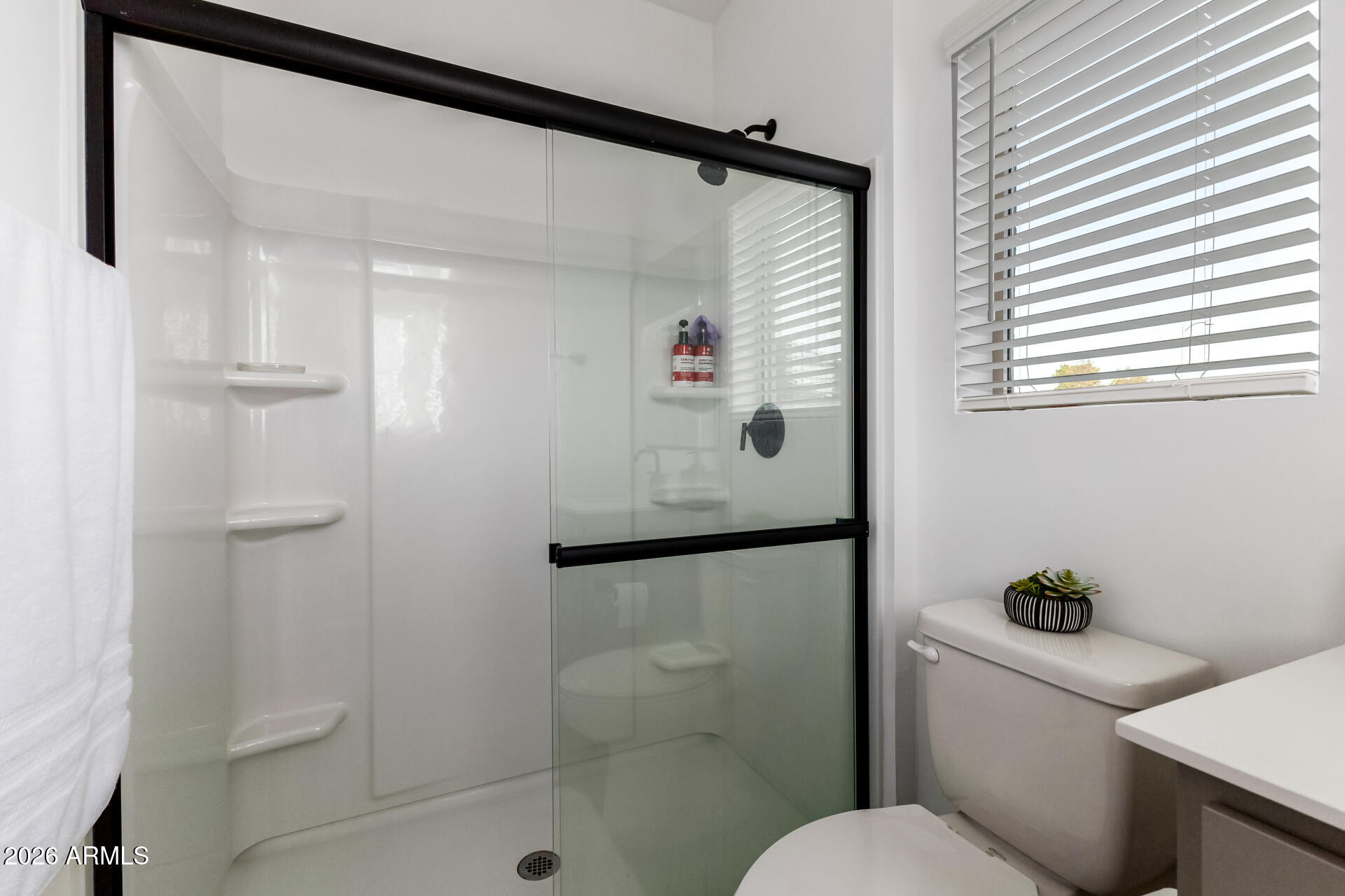 LAVEEN PLACE - Residential