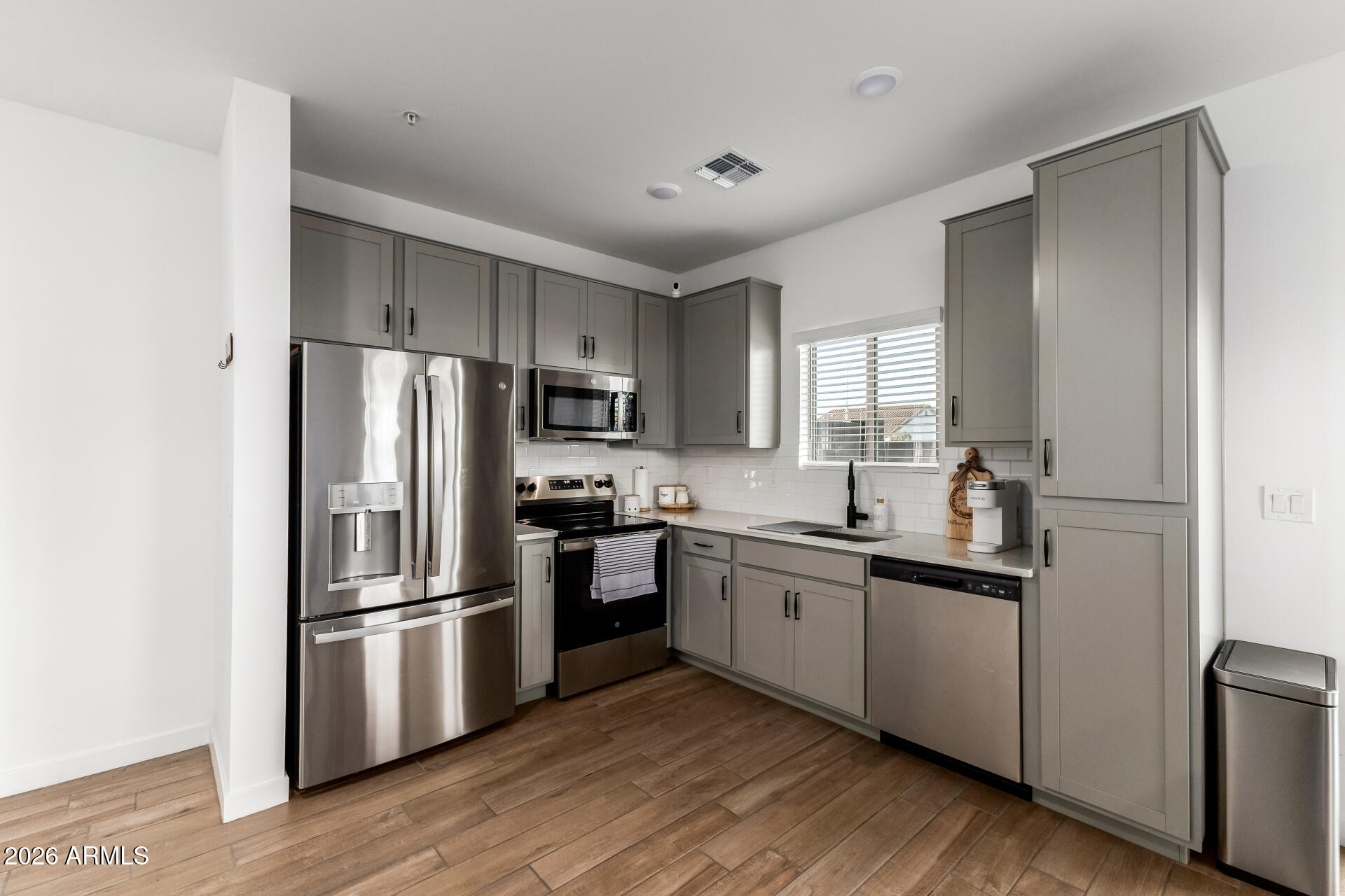 LAVEEN PLACE - Residential