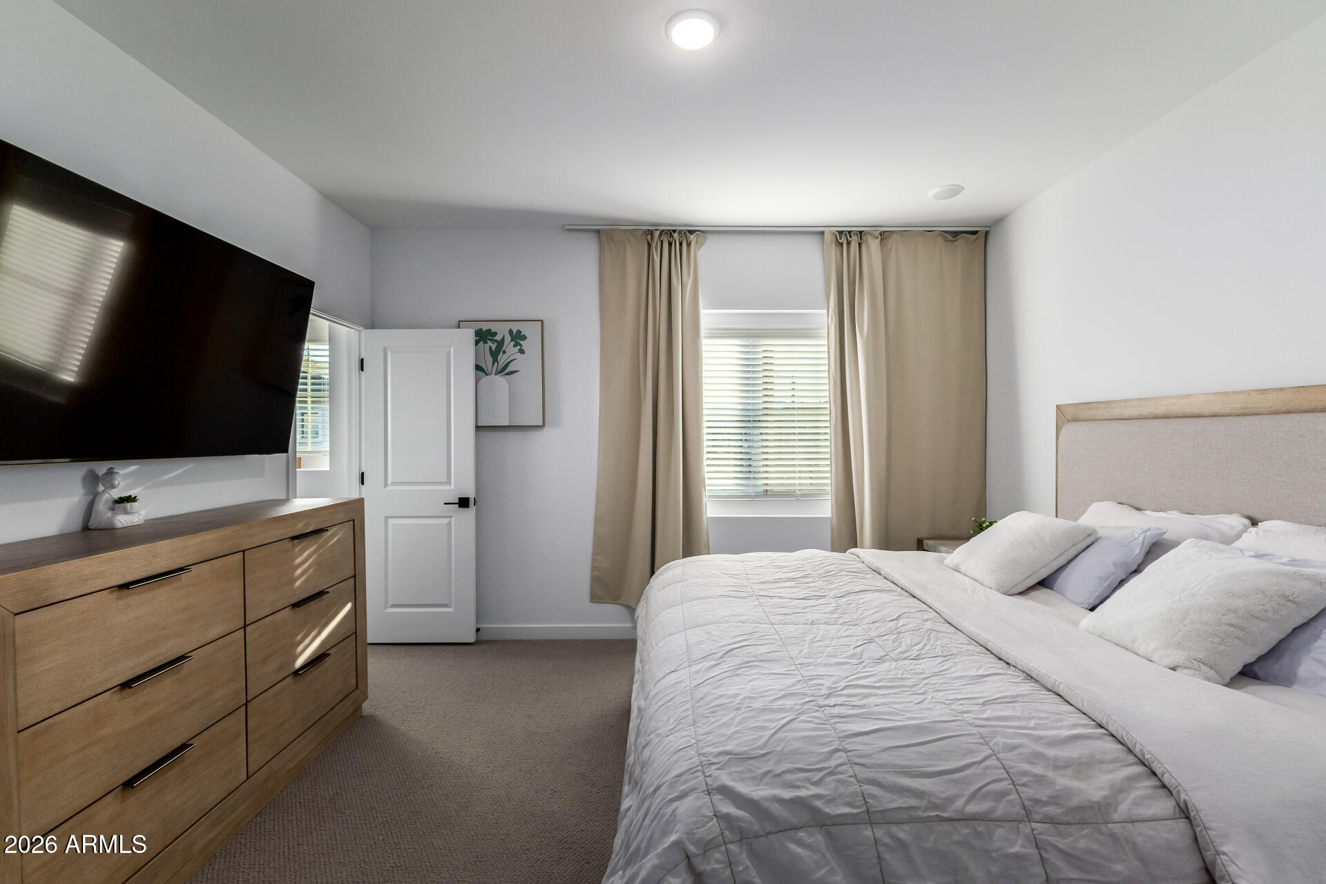 LAVEEN PLACE - Residential