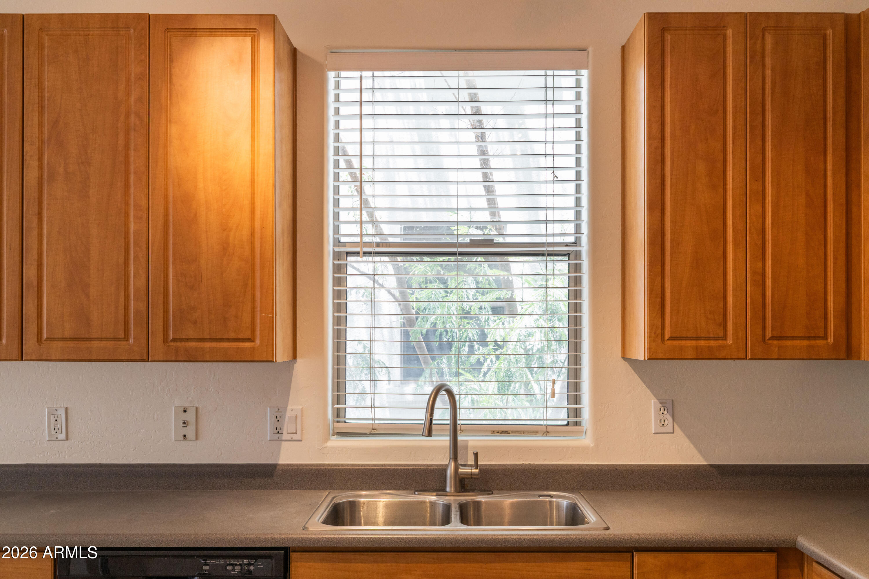 ARTISAN VILLAGE CONDOMINIUM AMD - Residential