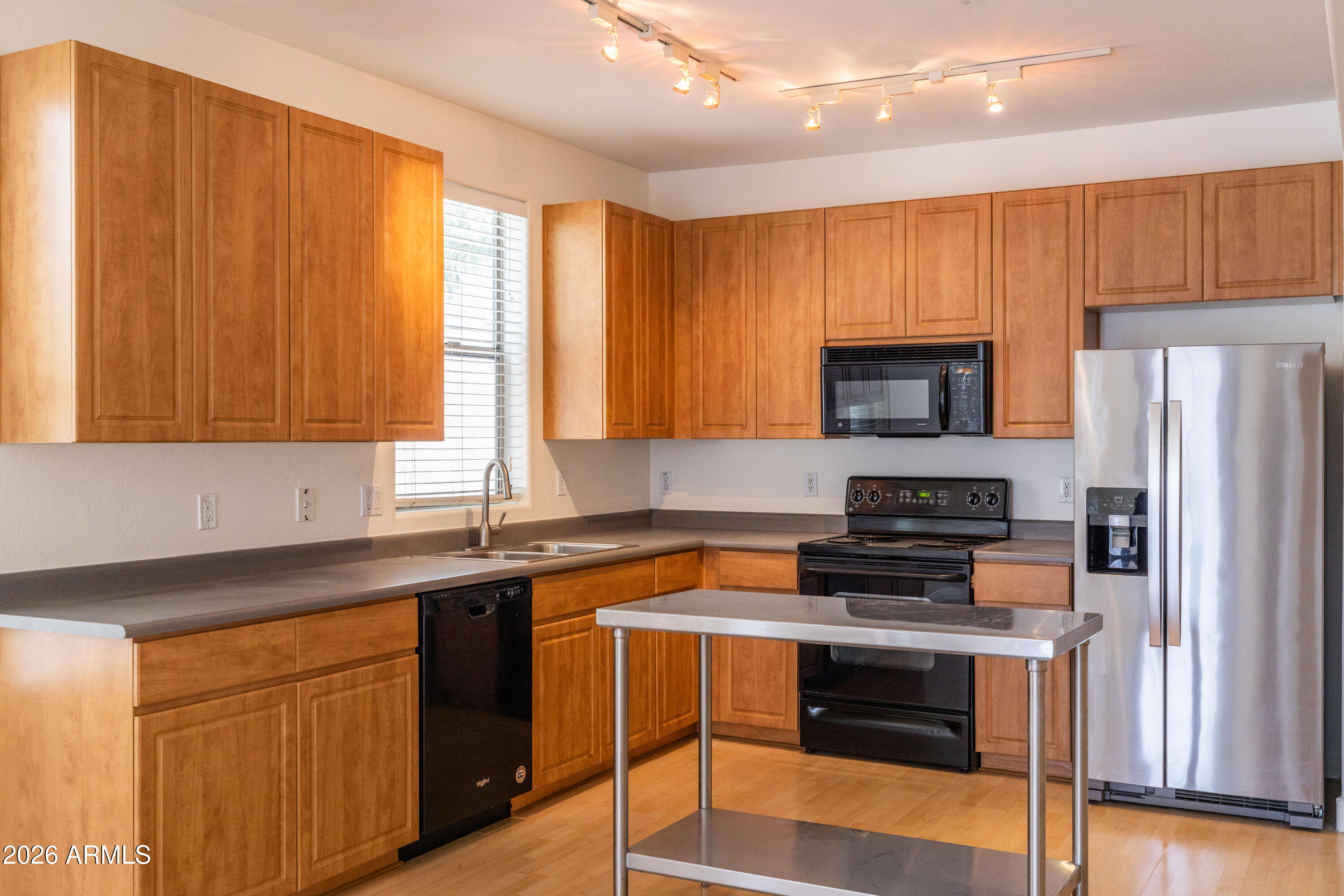 ARTISAN VILLAGE CONDOMINIUM AMD - Residential