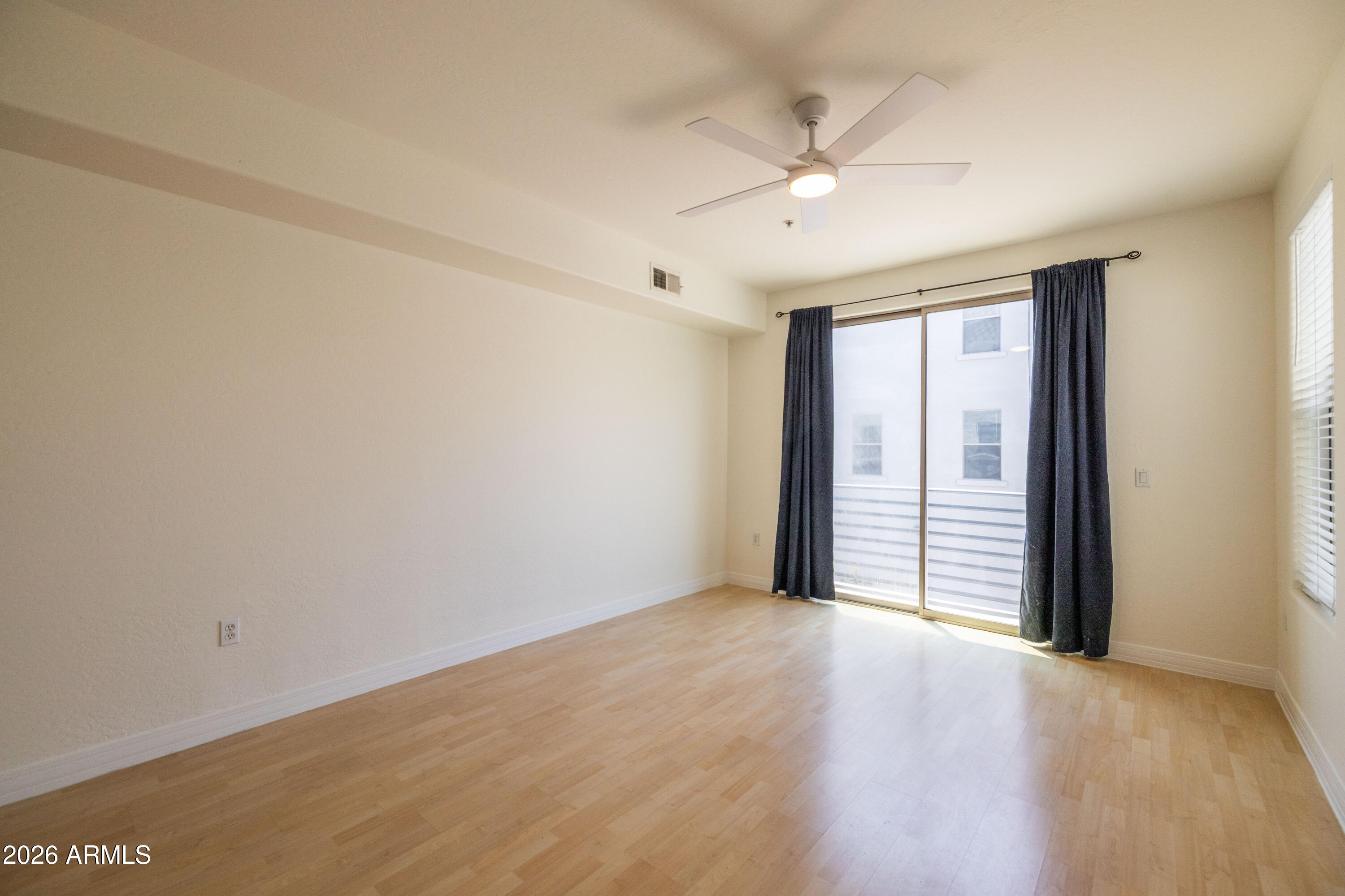 ARTISAN VILLAGE CONDOMINIUM AMD - Residential