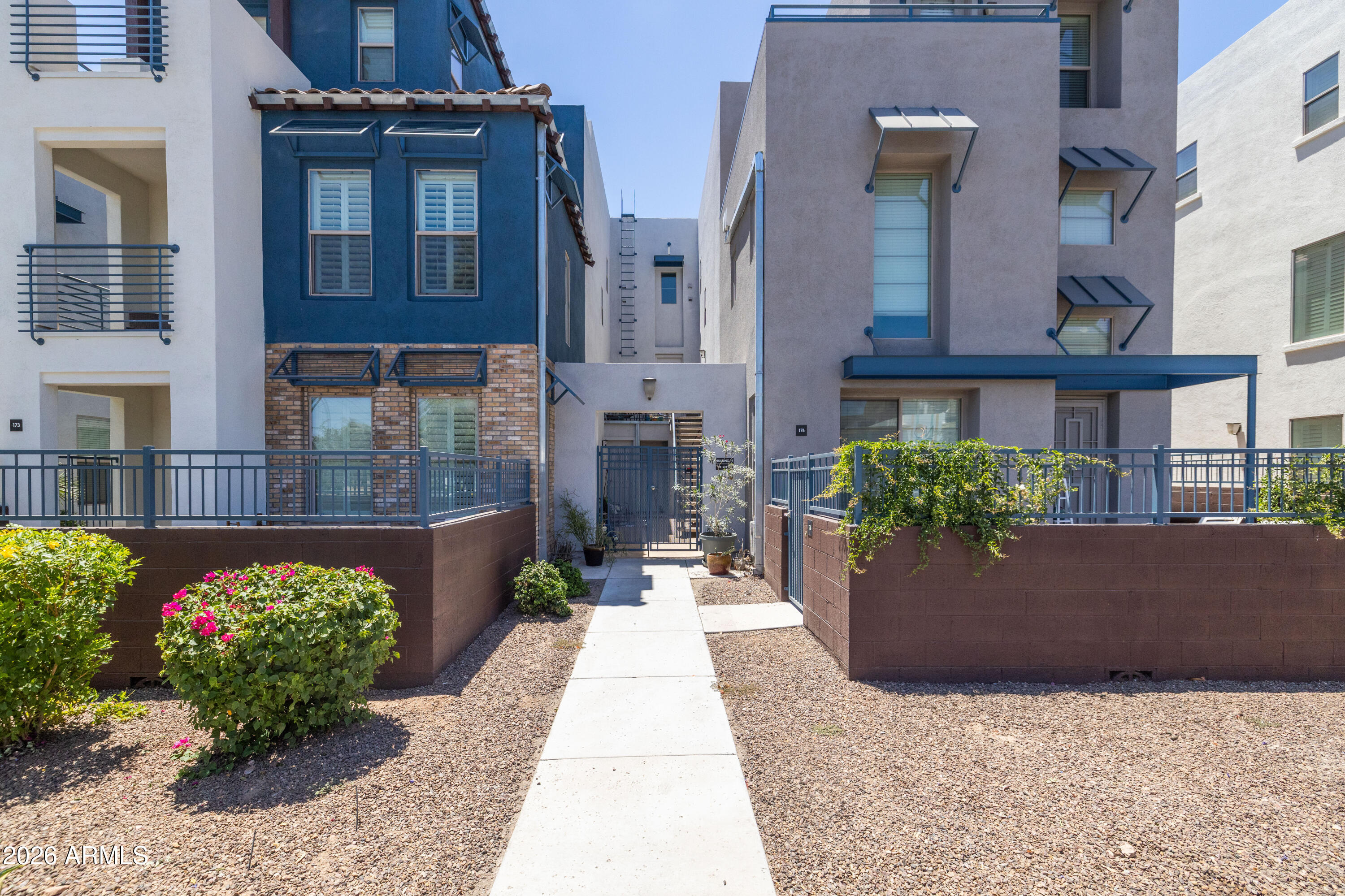 ARTISAN VILLAGE CONDOMINIUM AMD - Residential