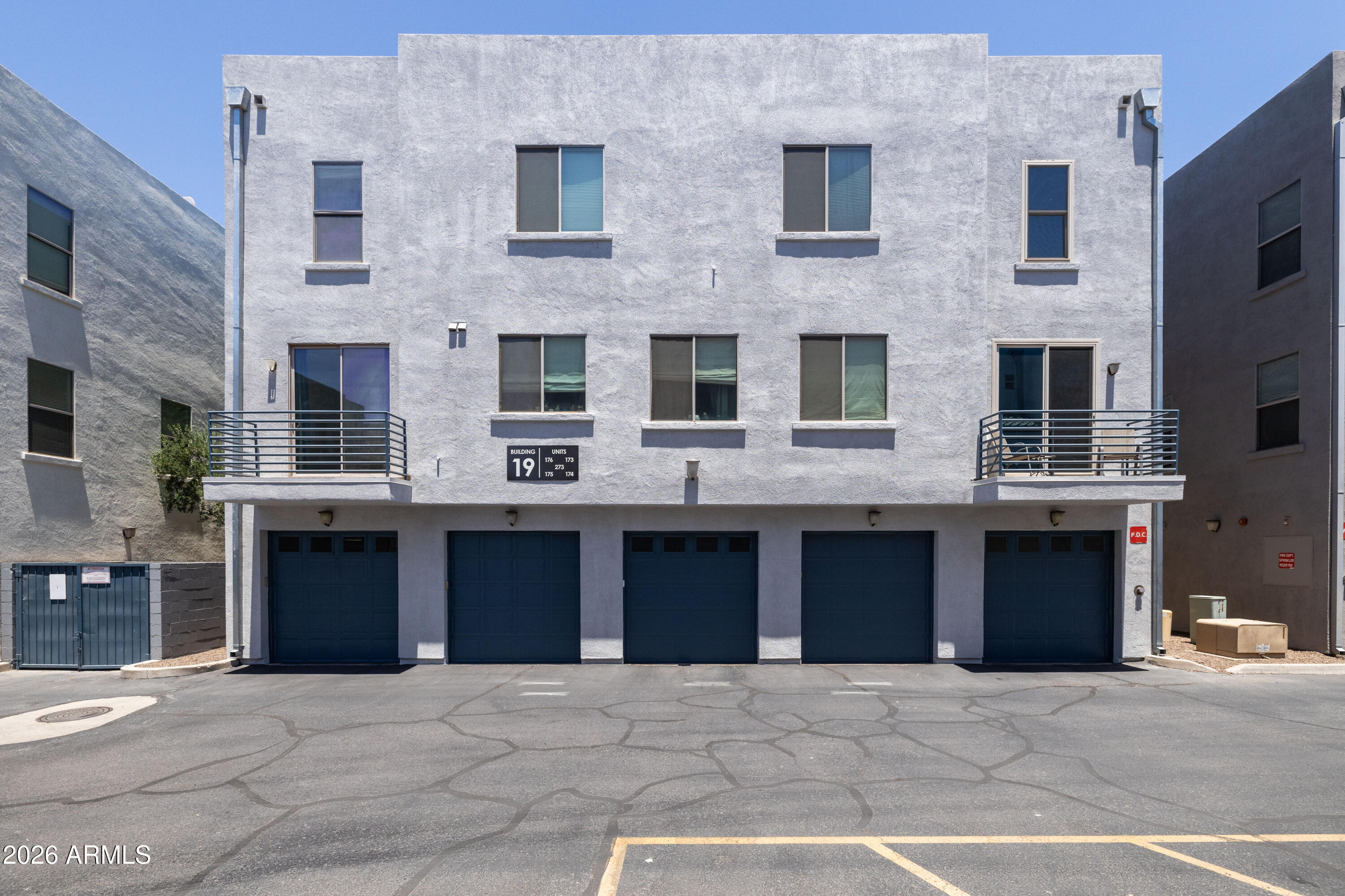 ARTISAN VILLAGE CONDOMINIUM AMD - Residential