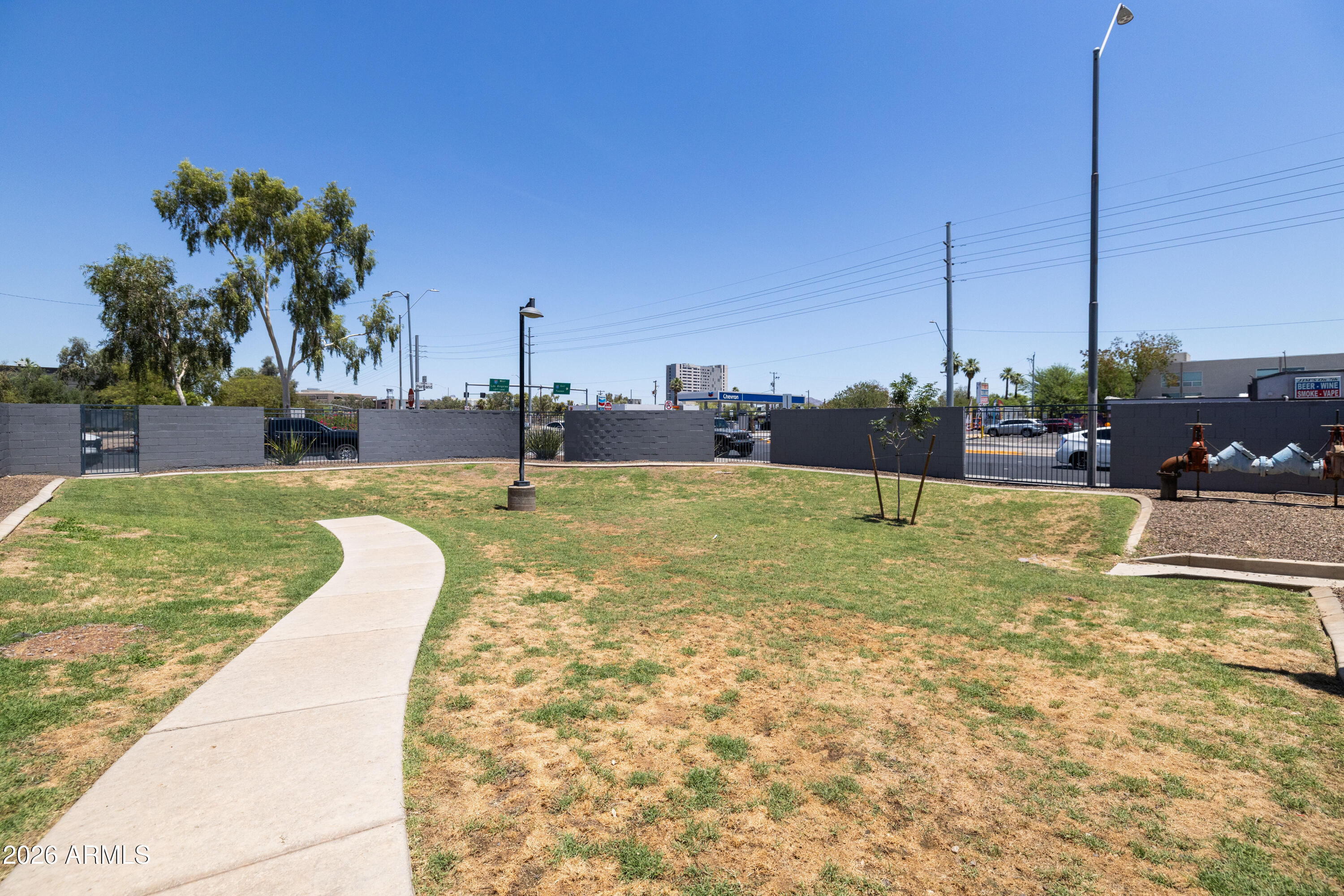 ARTISAN VILLAGE CONDOMINIUM AMD - Residential