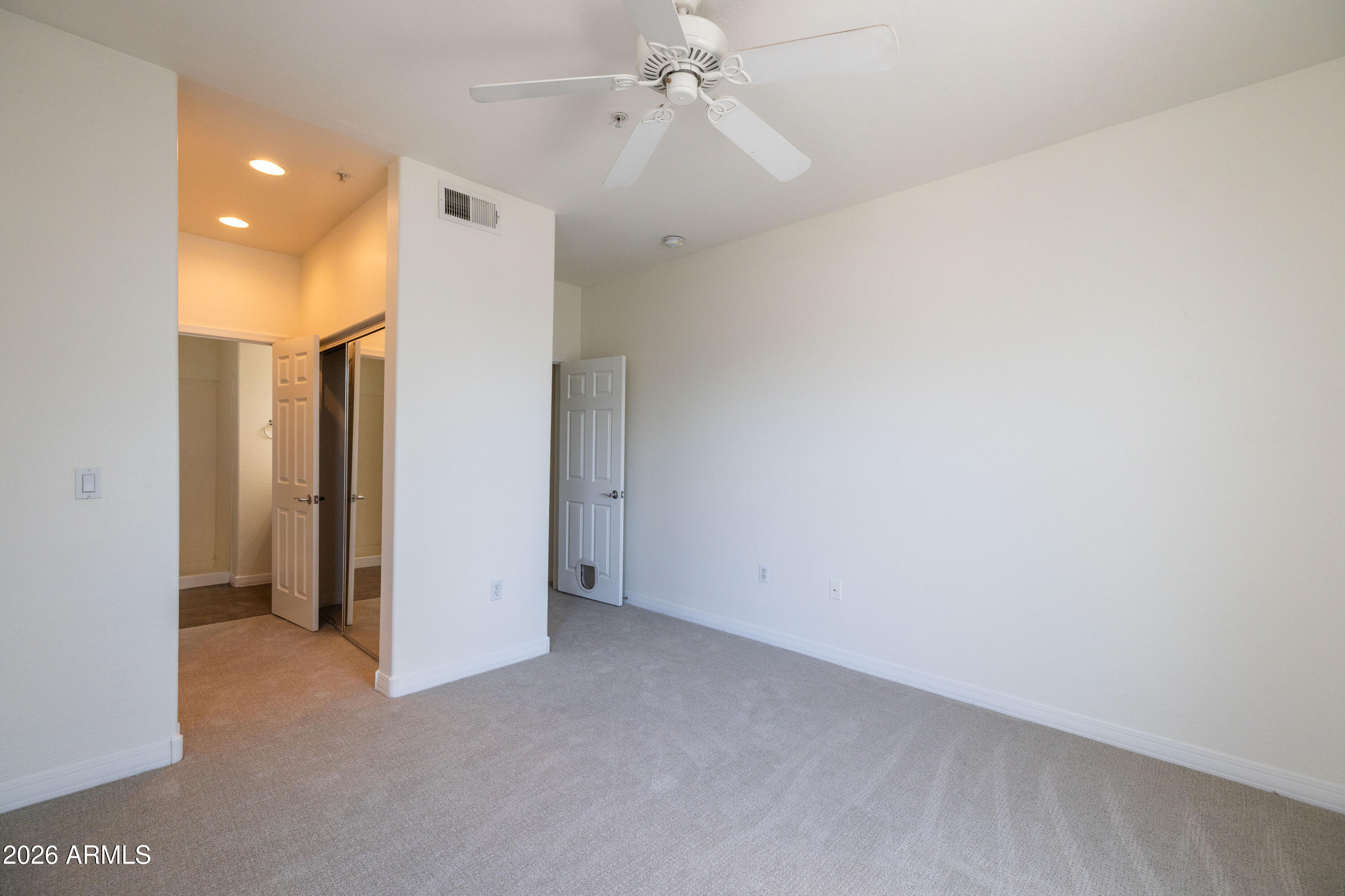 ARTISAN VILLAGE CONDOMINIUM AMD - Residential