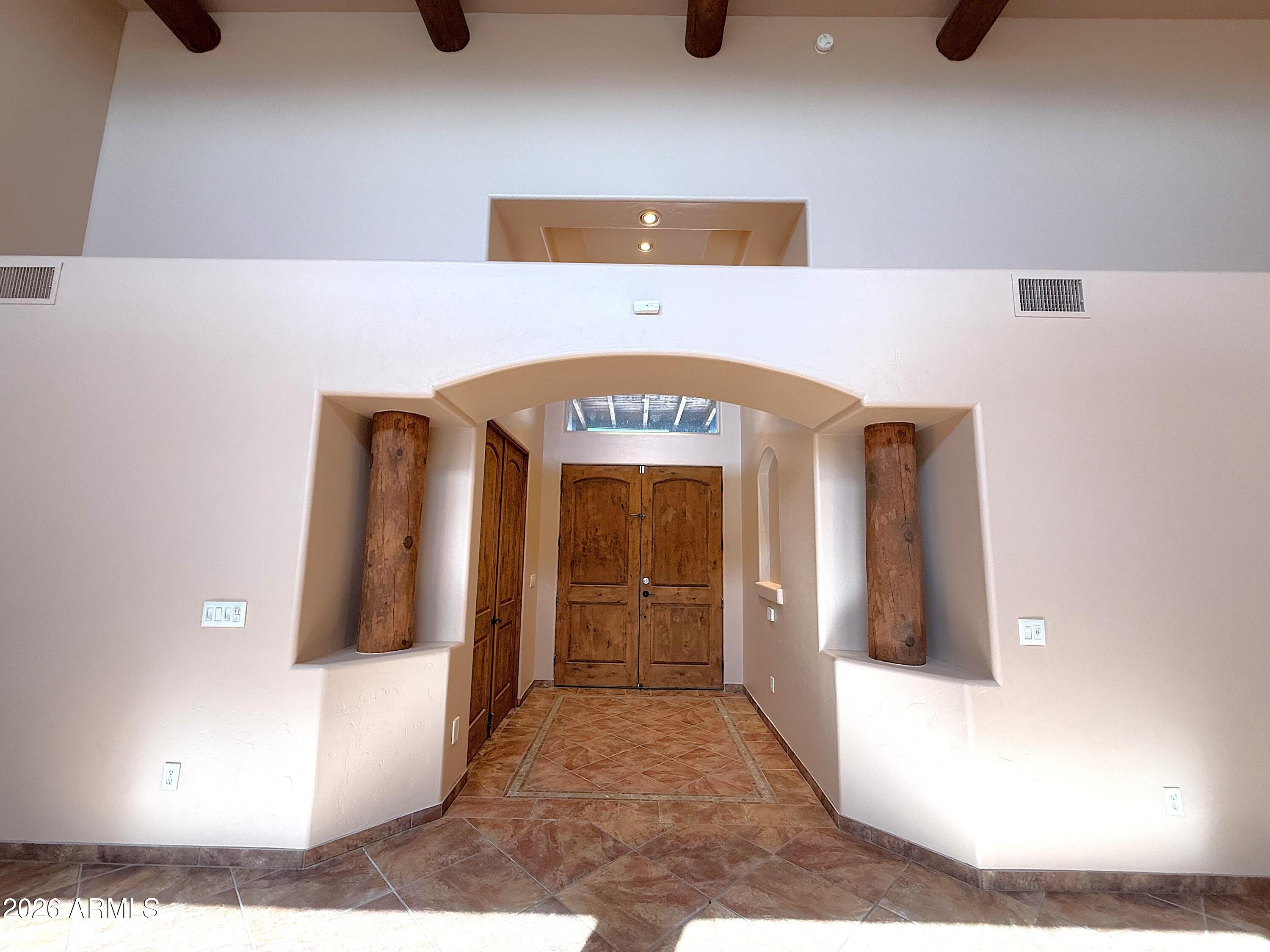 WILD HORSE 2 - Residential
