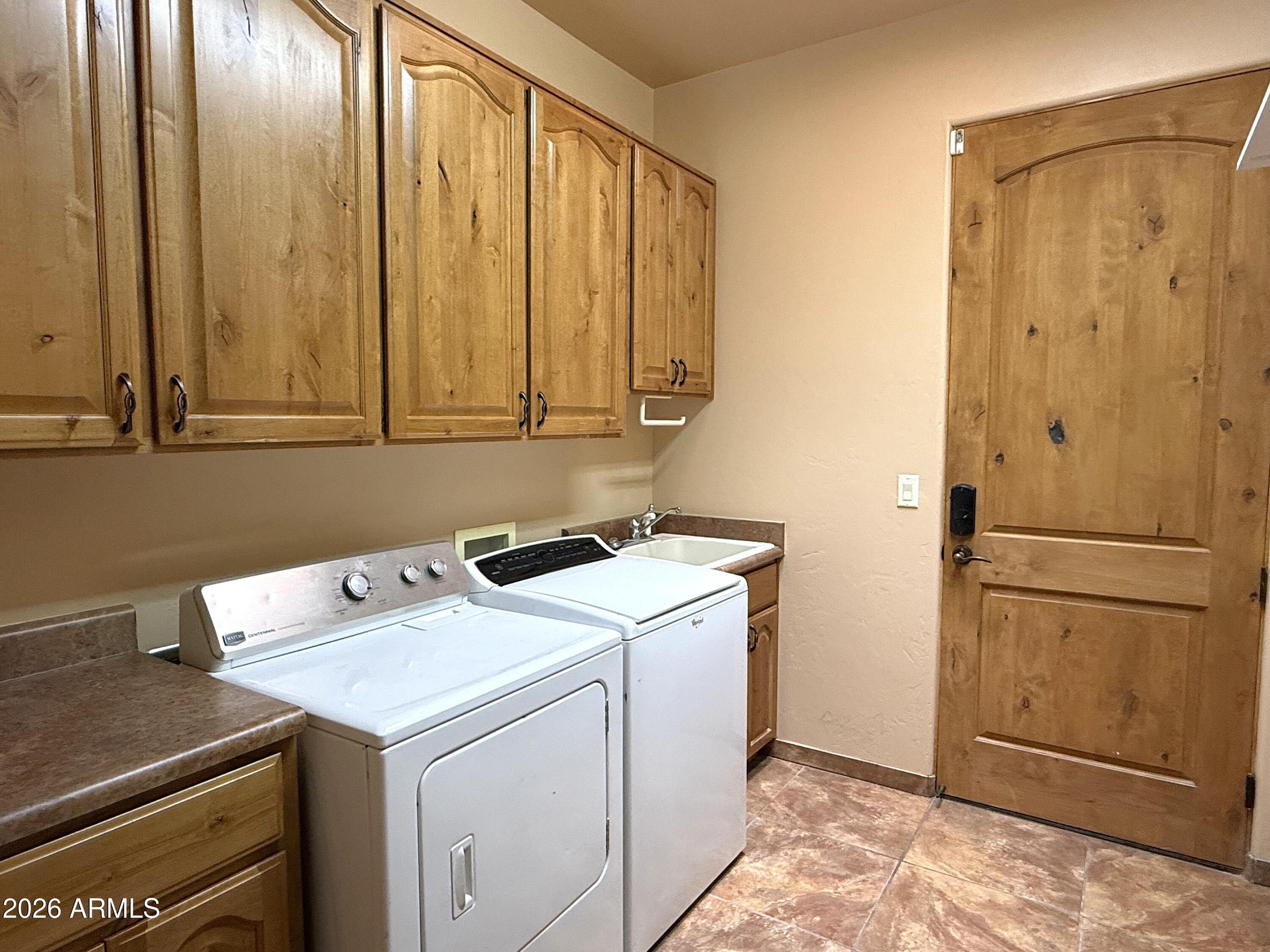 WILD HORSE 2 - Residential
