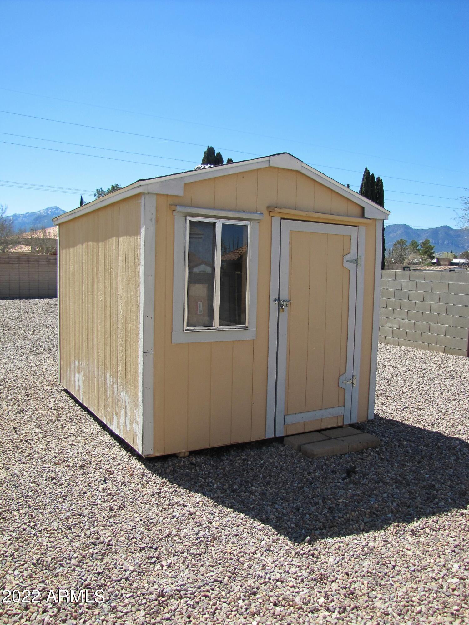 TRACT UNIT 117 - Residential