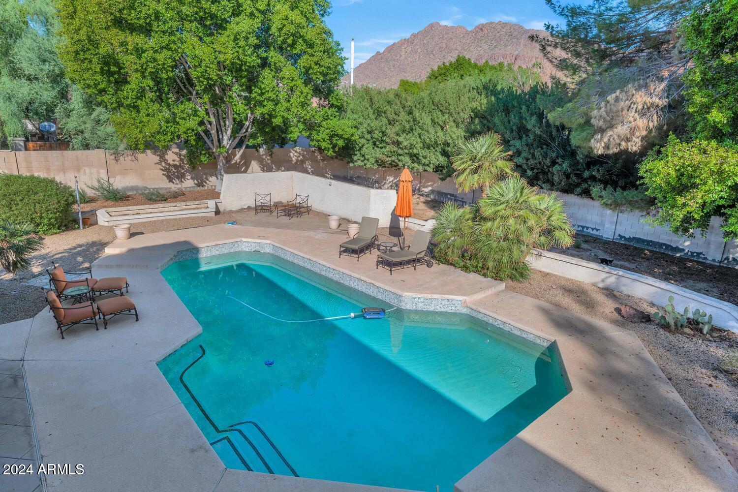 APACHE ESTATES - Residential