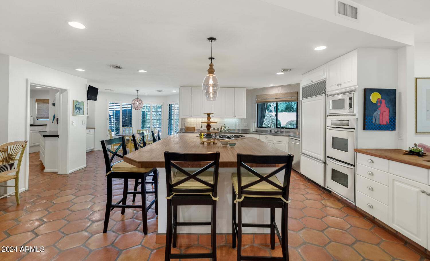 APACHE ESTATES - Residential