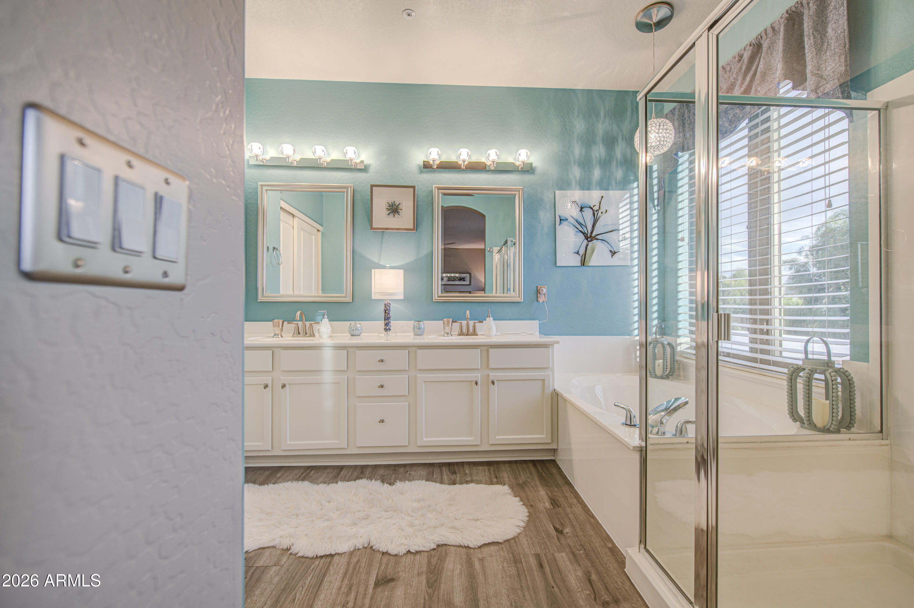 WILDROSE VILLAS - Residential