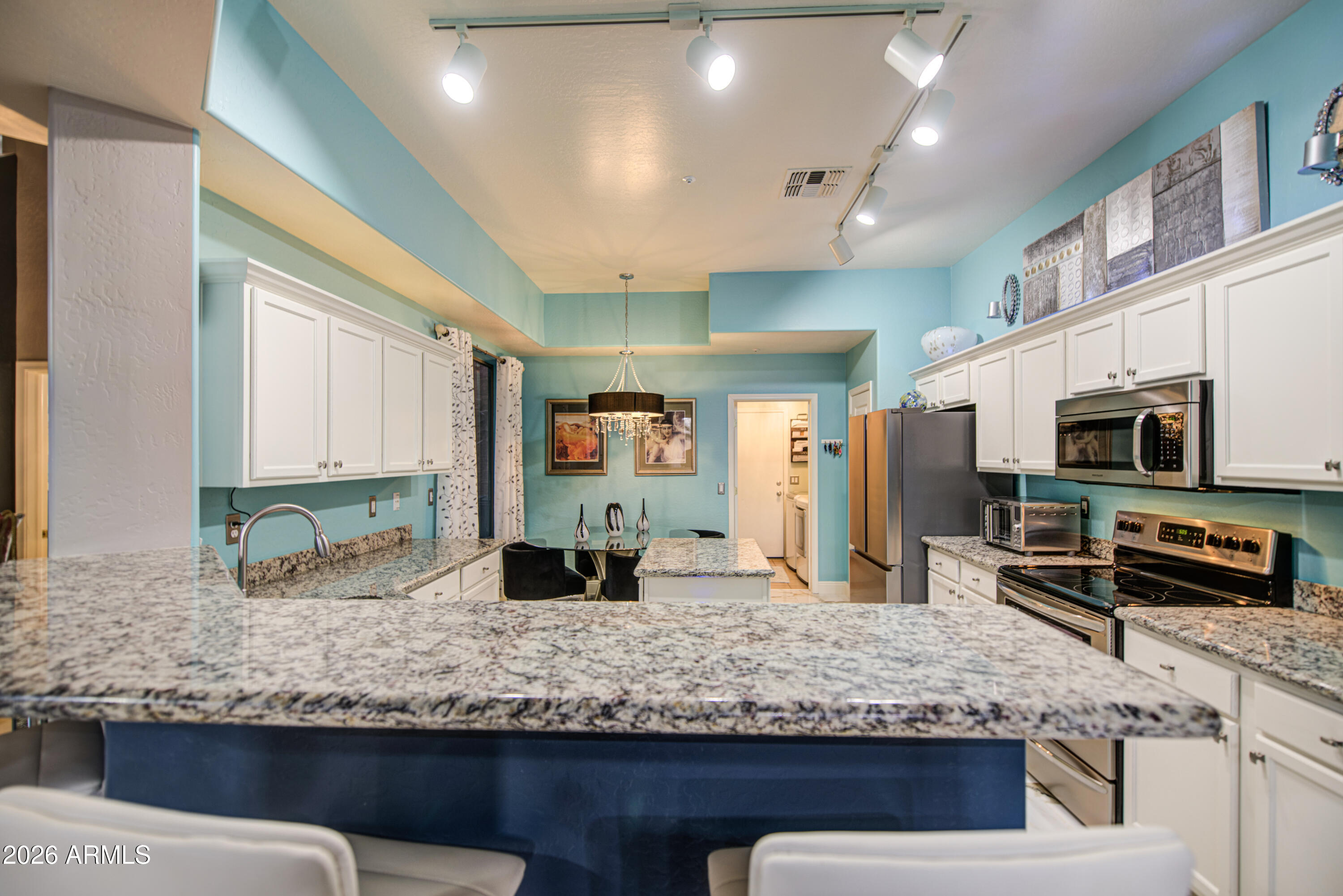 WILDROSE VILLAS - Residential