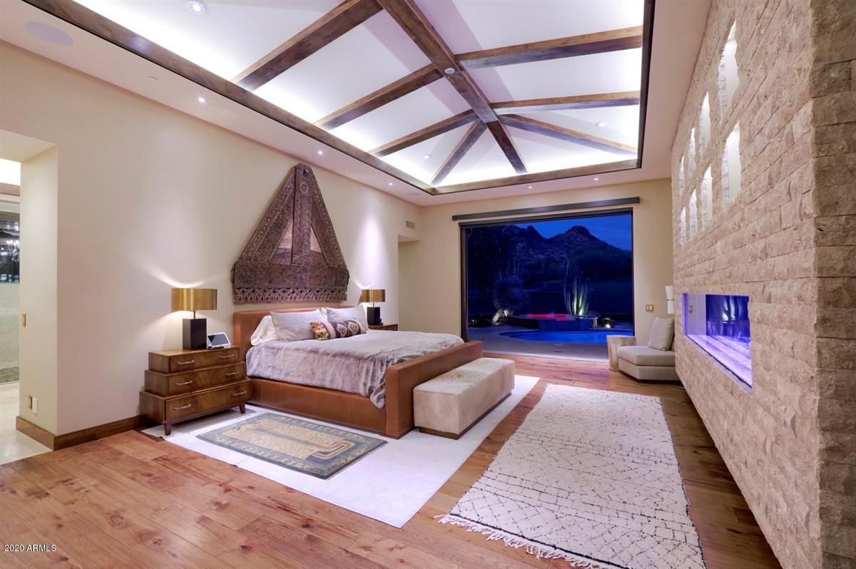 DESERT HIGHLANDS - Residential