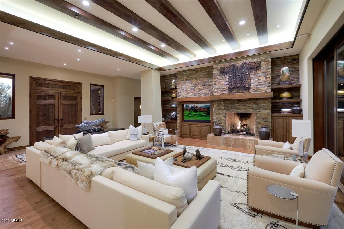 DESERT HIGHLANDS - Residential