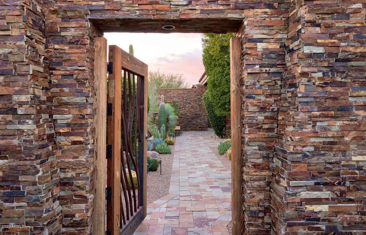 DESERT HIGHLANDS - Residential