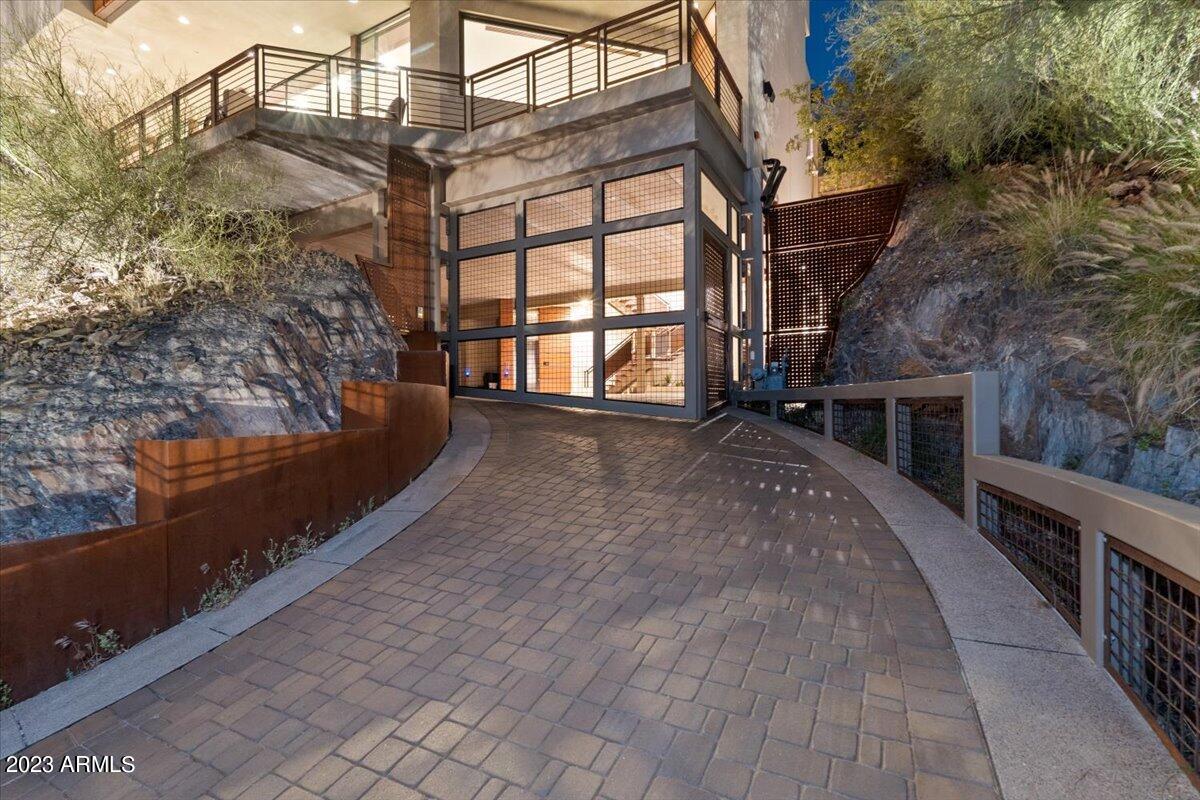 SQUAW PEAK FOOTHILLS - Residential