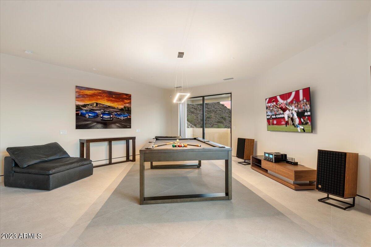 SQUAW PEAK FOOTHILLS - Residential