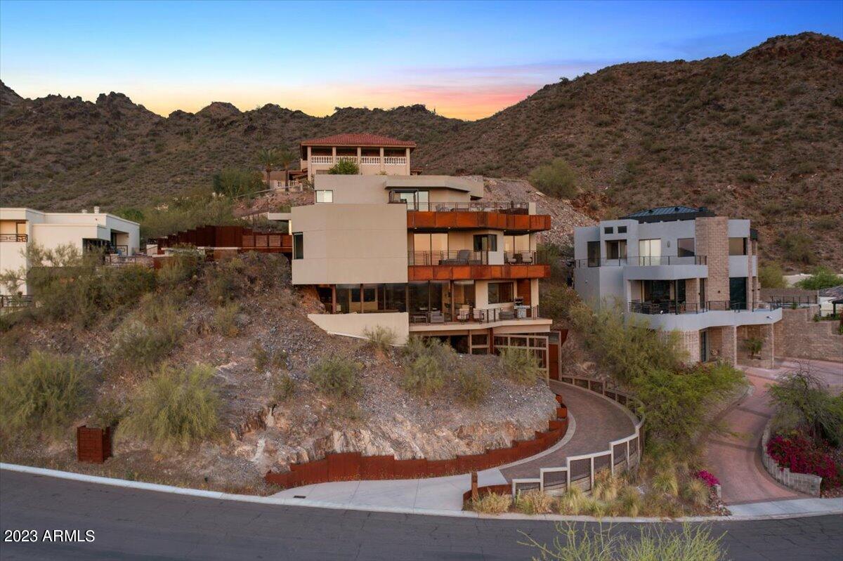 SQUAW PEAK FOOTHILLS - Residential