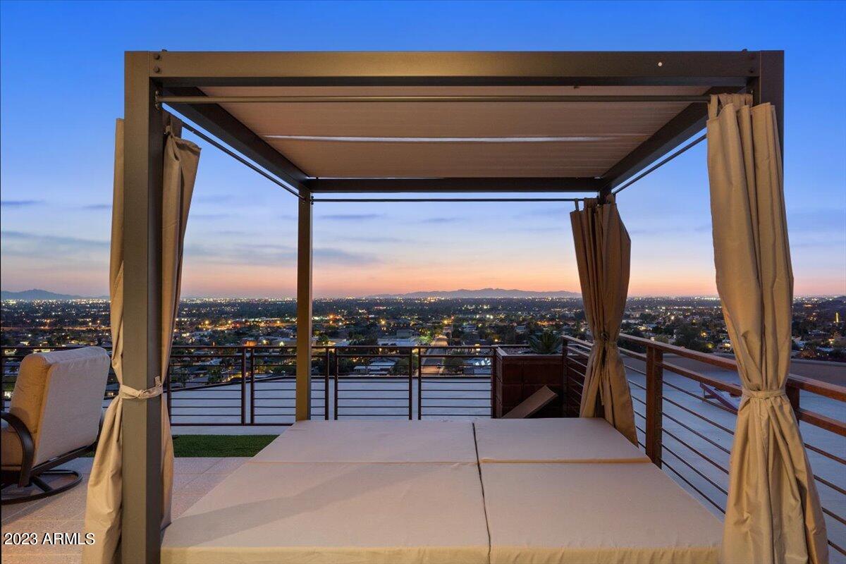 SQUAW PEAK FOOTHILLS - Residential