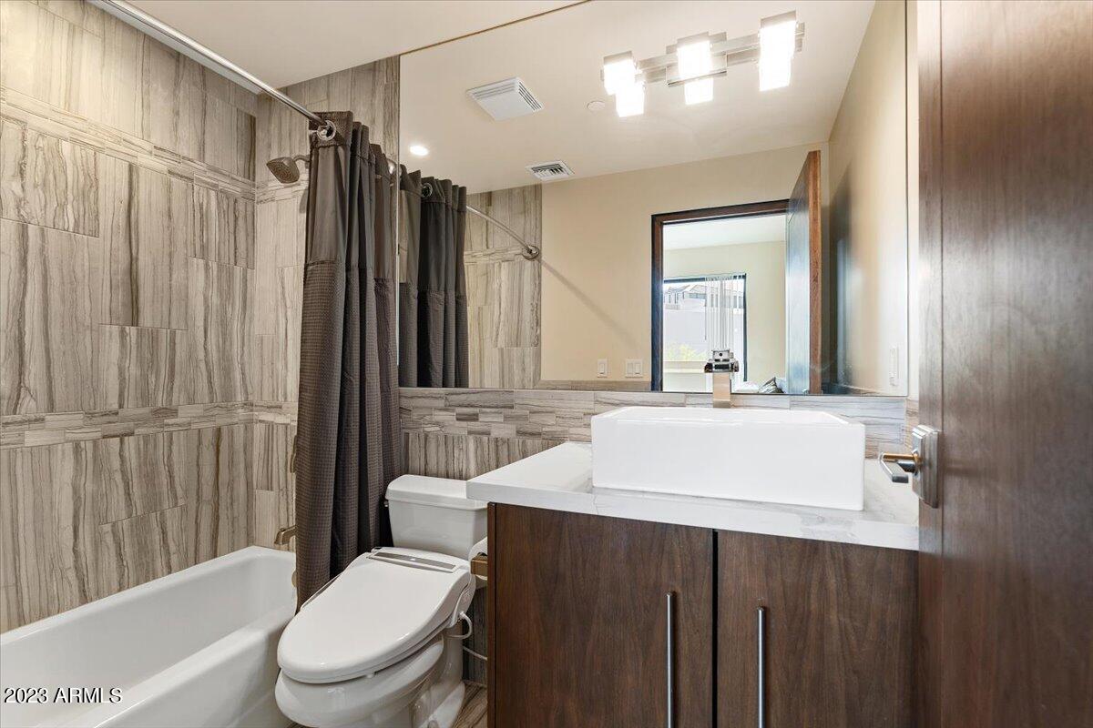 SQUAW PEAK FOOTHILLS - Residential