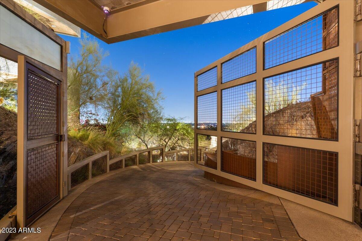 SQUAW PEAK FOOTHILLS - Residential