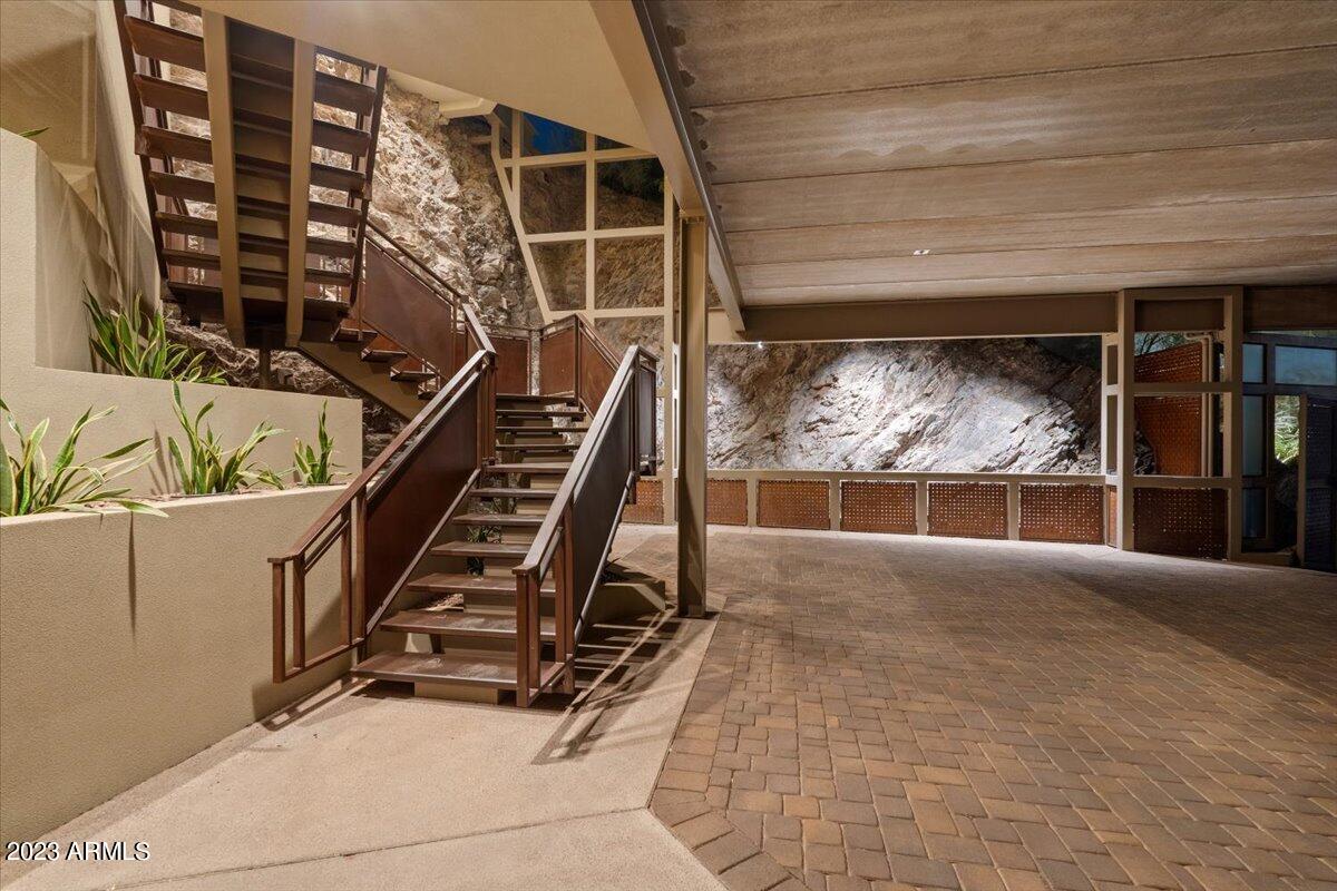 SQUAW PEAK FOOTHILLS - Residential