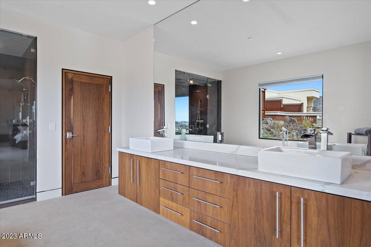 SQUAW PEAK FOOTHILLS - Residential