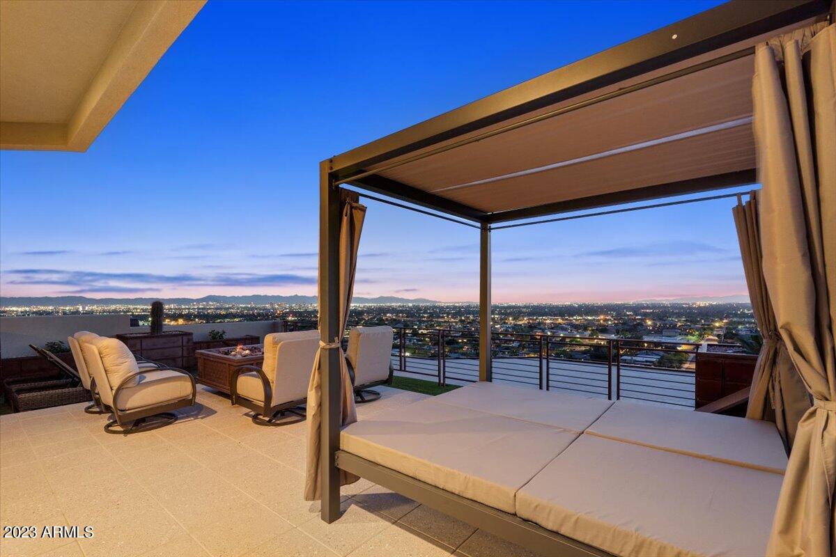 SQUAW PEAK FOOTHILLS - Residential