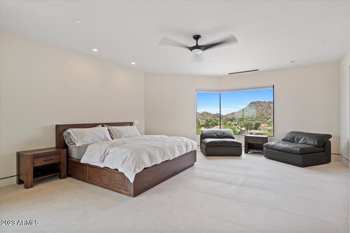SQUAW PEAK FOOTHILLS - Residential