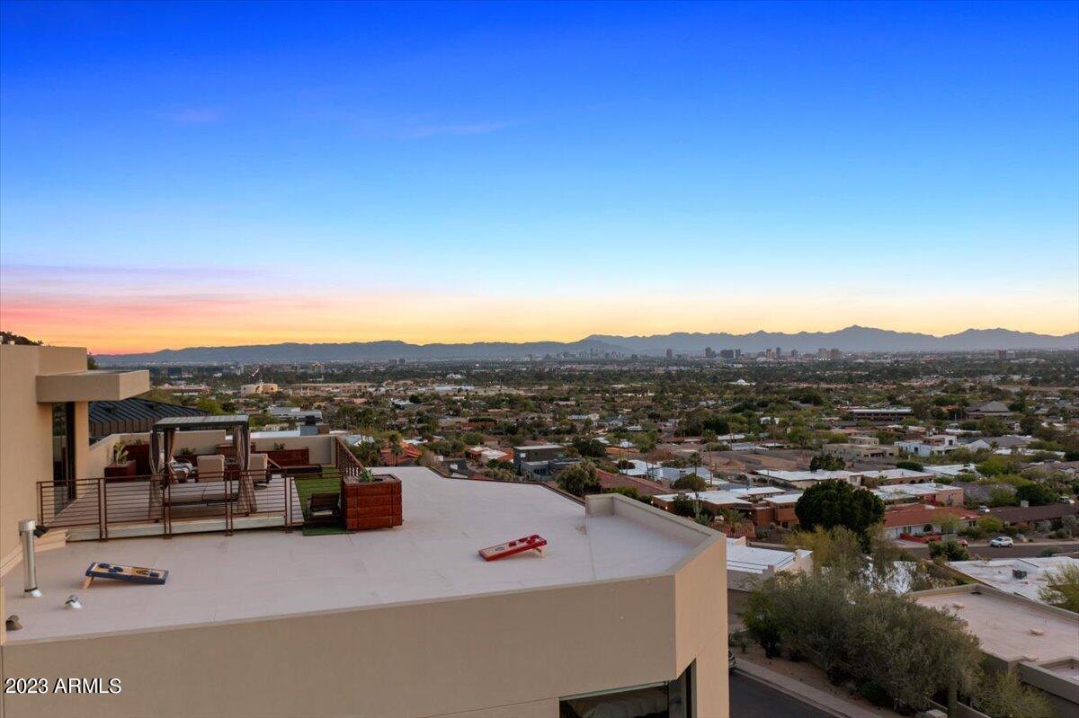 SQUAW PEAK FOOTHILLS - Residential