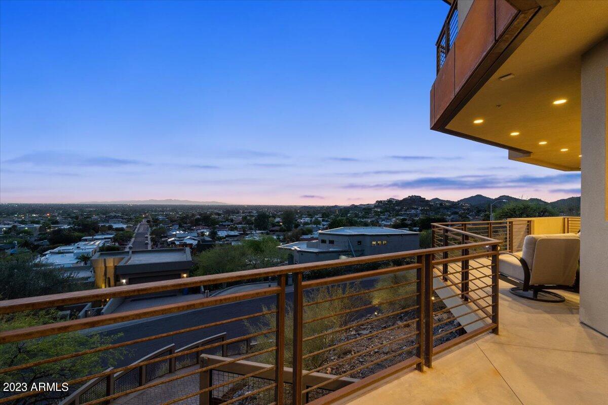 SQUAW PEAK FOOTHILLS - Residential