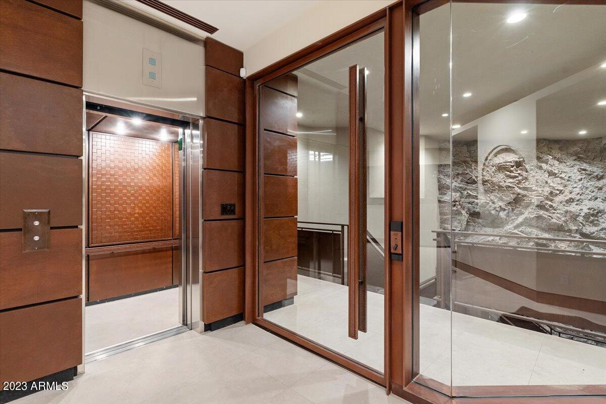 SQUAW PEAK FOOTHILLS - Residential