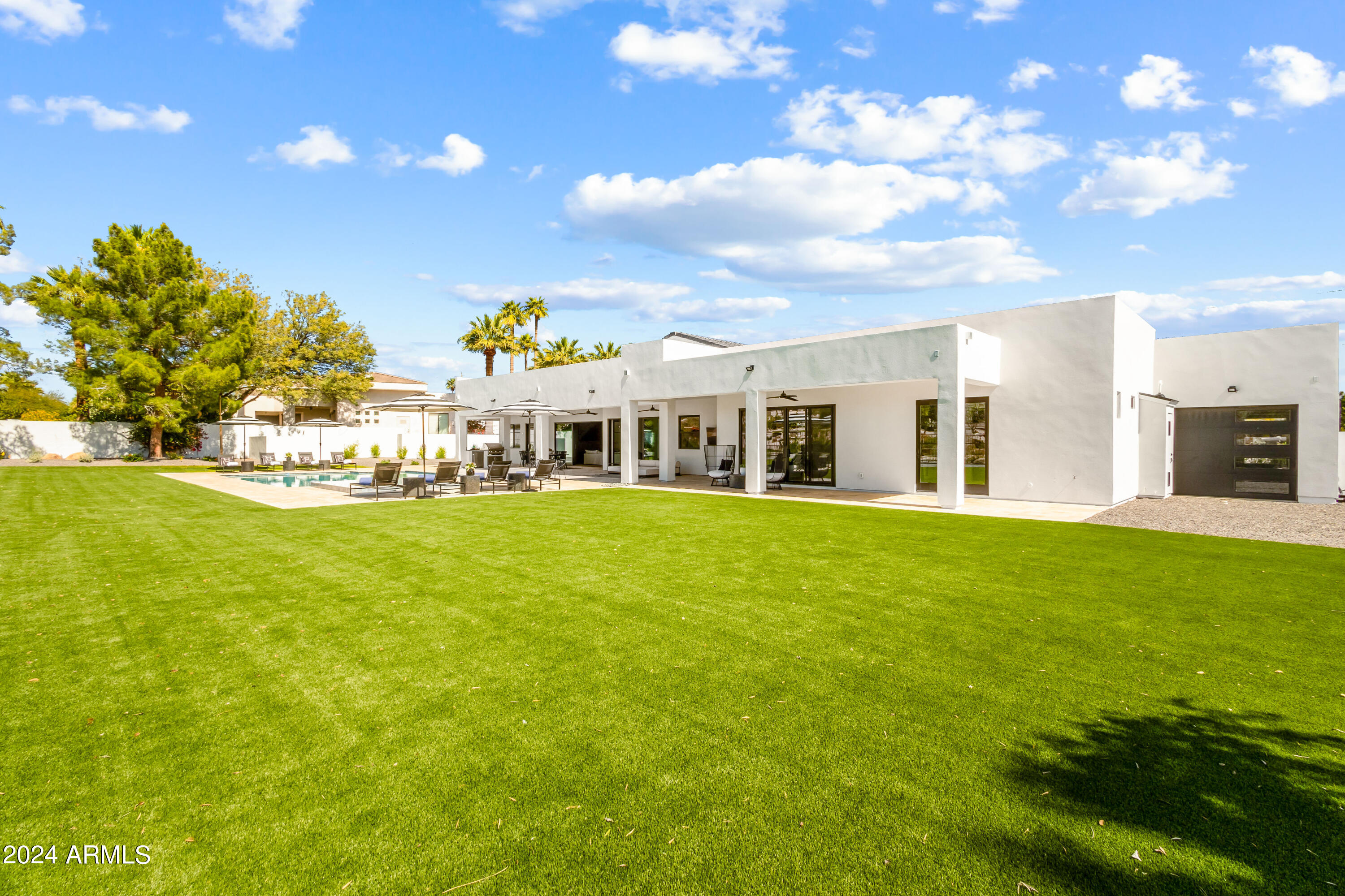 CAMELBACK CLUB ESTATES - Residential