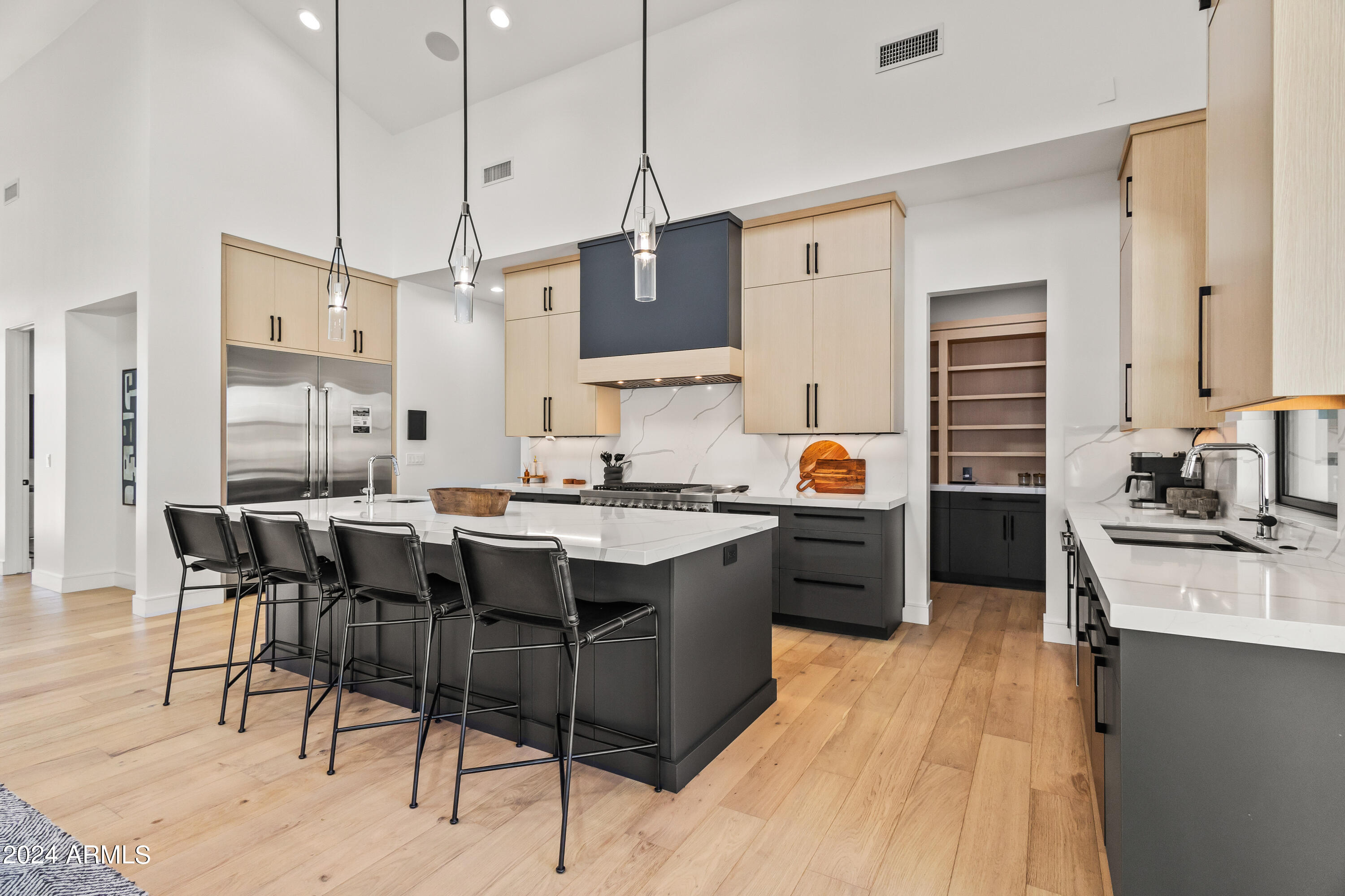 CAMELBACK CLUB ESTATES - Residential