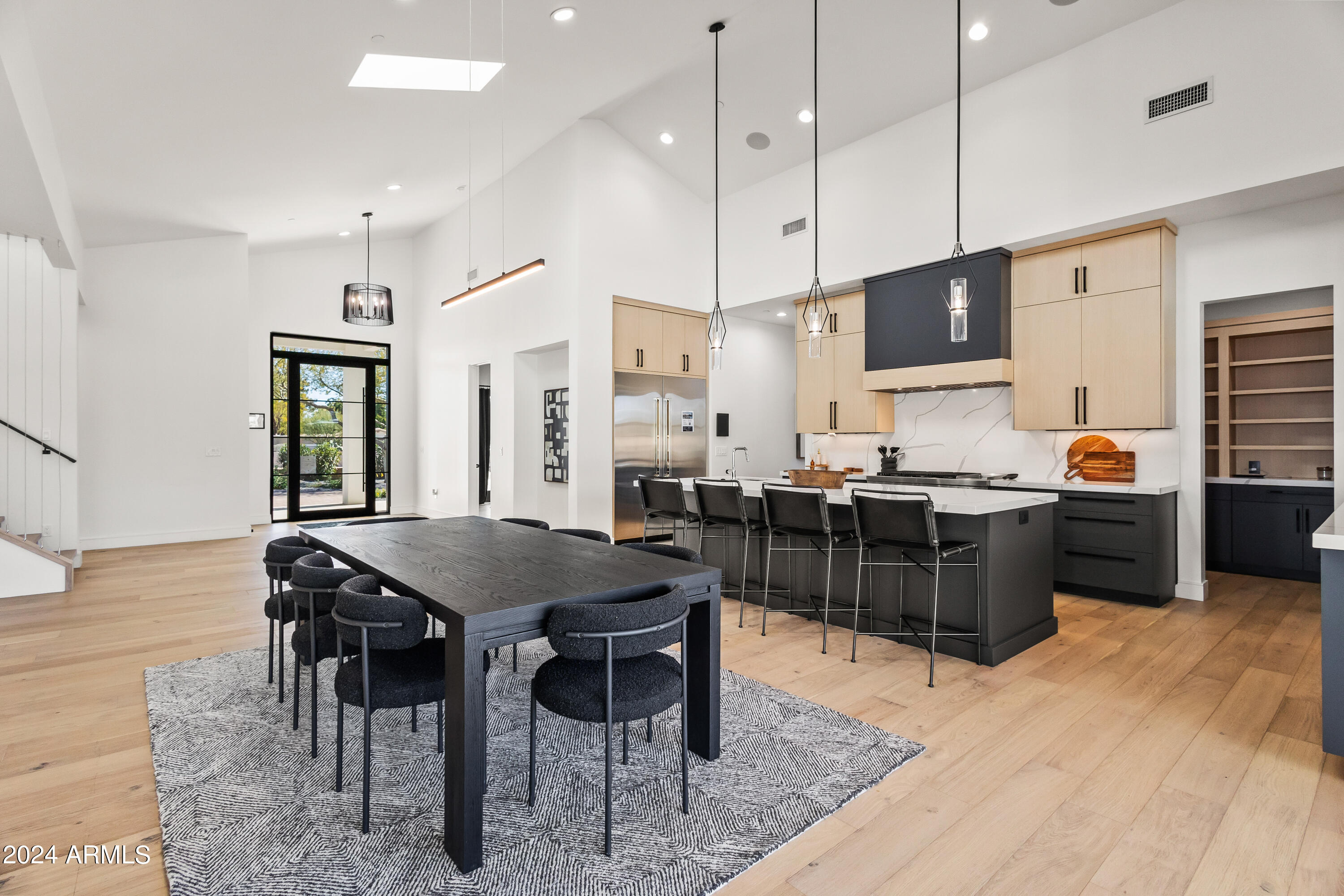 CAMELBACK CLUB ESTATES - Residential