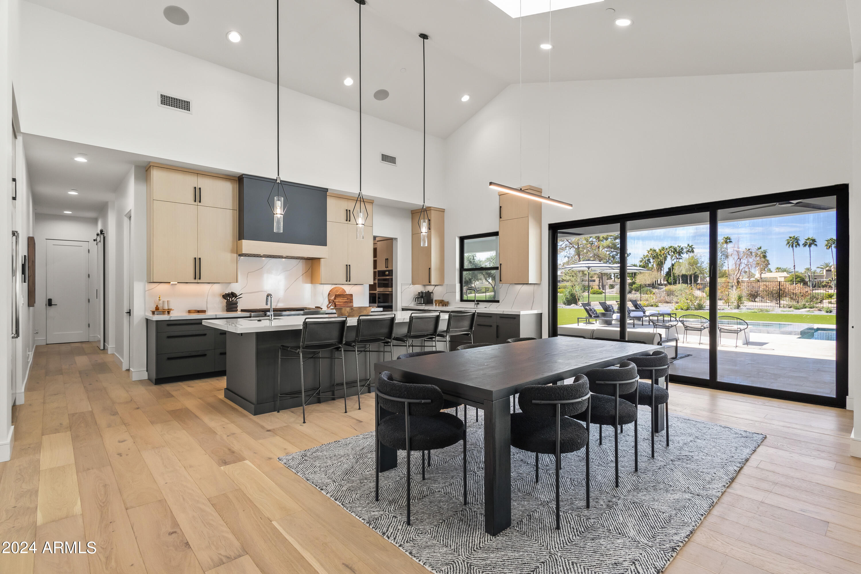 CAMELBACK CLUB ESTATES - Residential